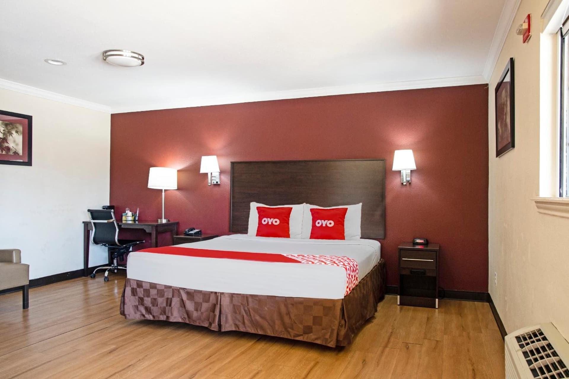 OYO Hotel McAllen Airport South gallery photo in McAllen, TX — image 43