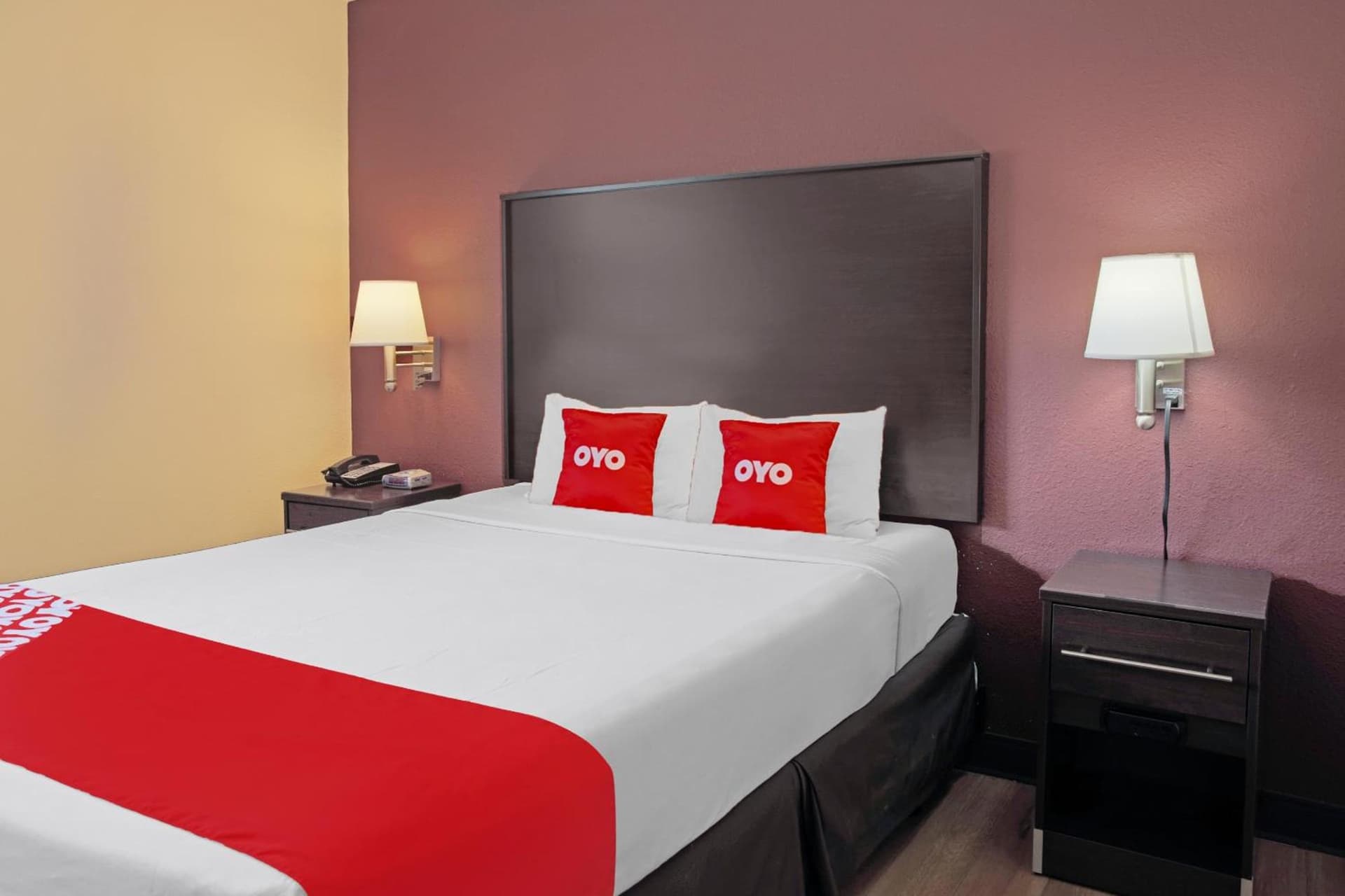 OYO Hotel McAllen Airport South gallery photo in McAllen, TX — image 21