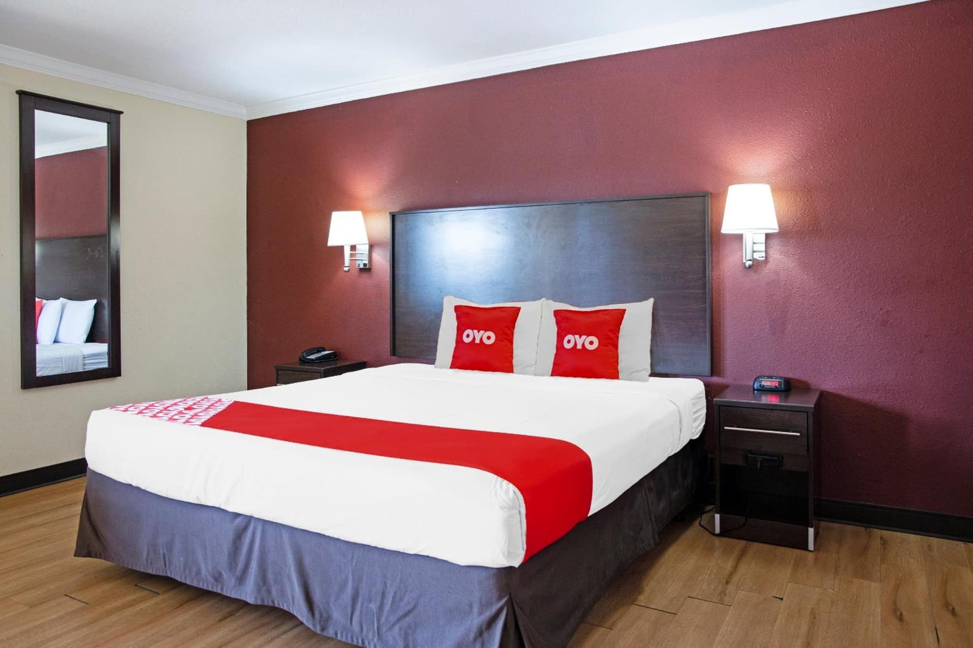 OYO Hotel McAllen Airport South gallery photo in McAllen, TX — image 54