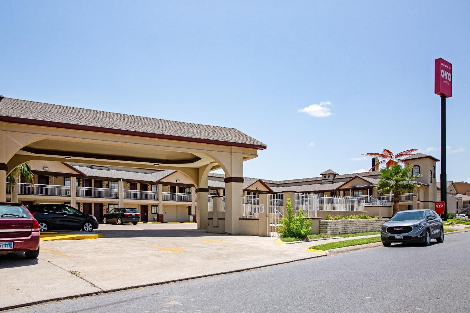 OYO Hotel McAllen Airport South gallery photo in McAllen, TX — image 15