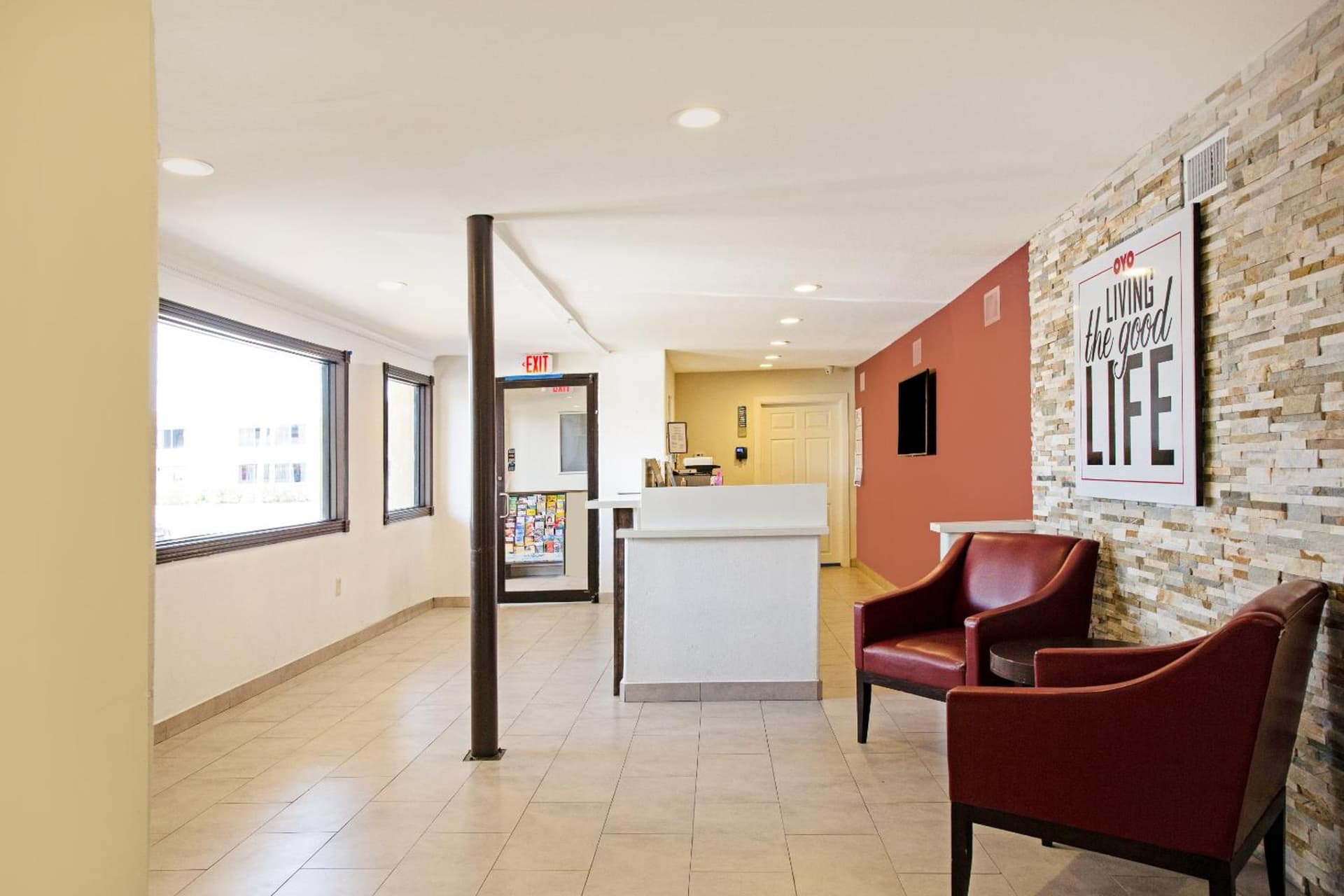 OYO Hotel McAllen Airport South gallery photo in McAllen, TX — image 76