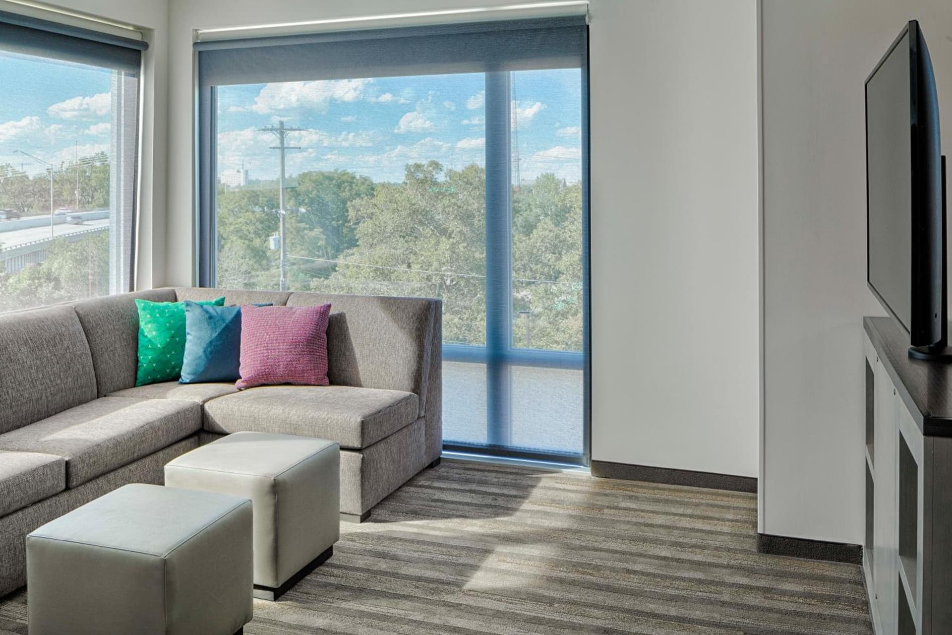 Hyatt House Columbus OSU Short North gallery photo in Columbus, OH — image 81