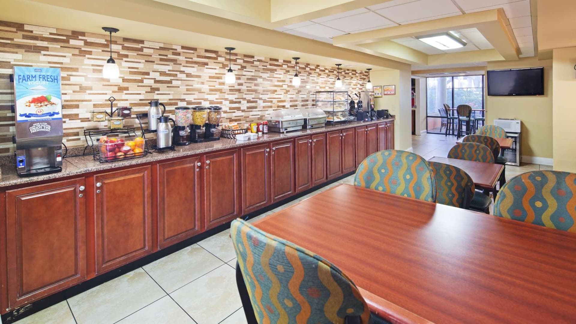 Best Western Ocean Sands Beach Resort gallery photo in Myrtle Beach, SC — image 74