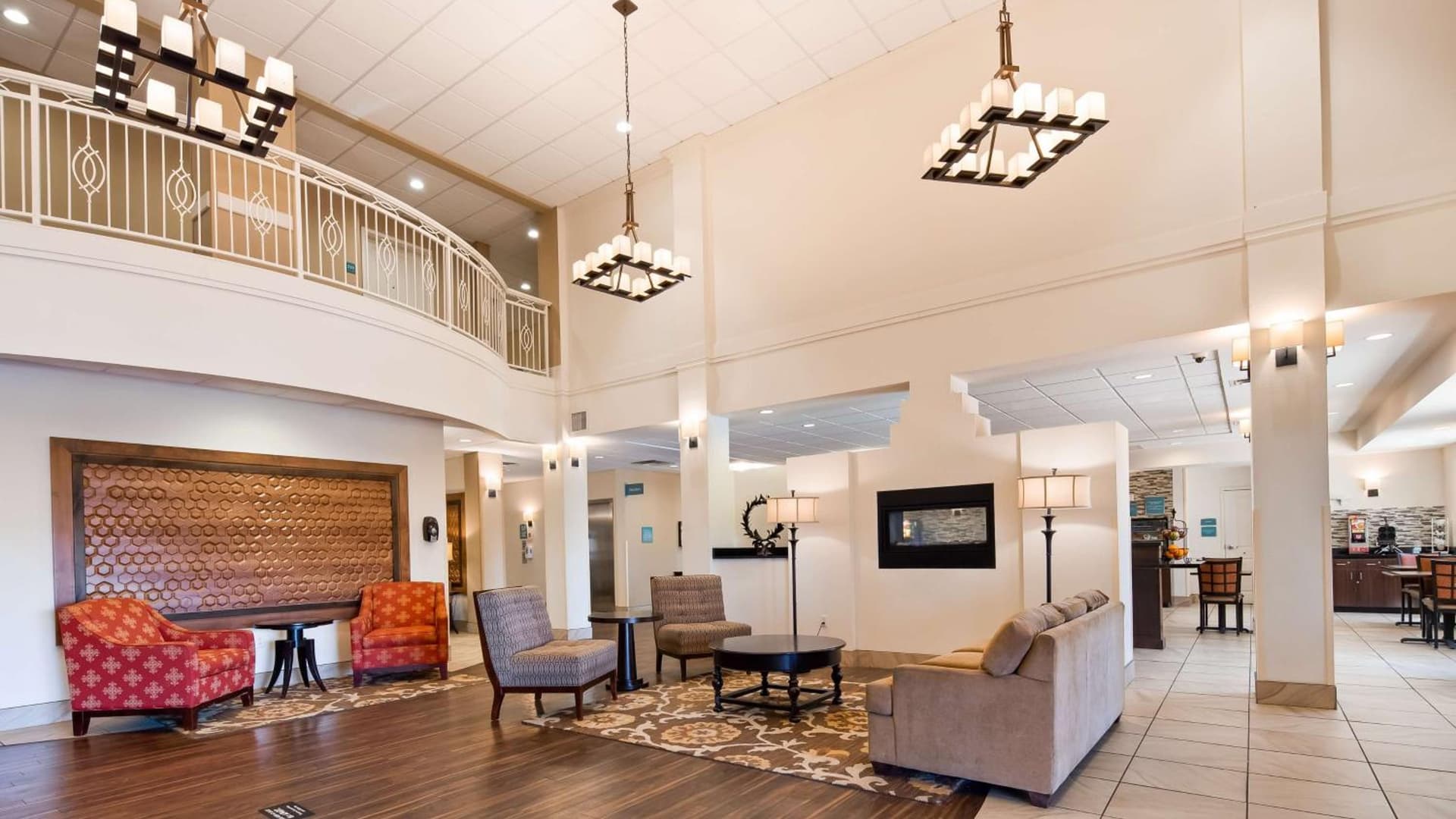 Best Western Plus Hudson Hotel & Suites interior in Hudson, CO — gallery photo 2