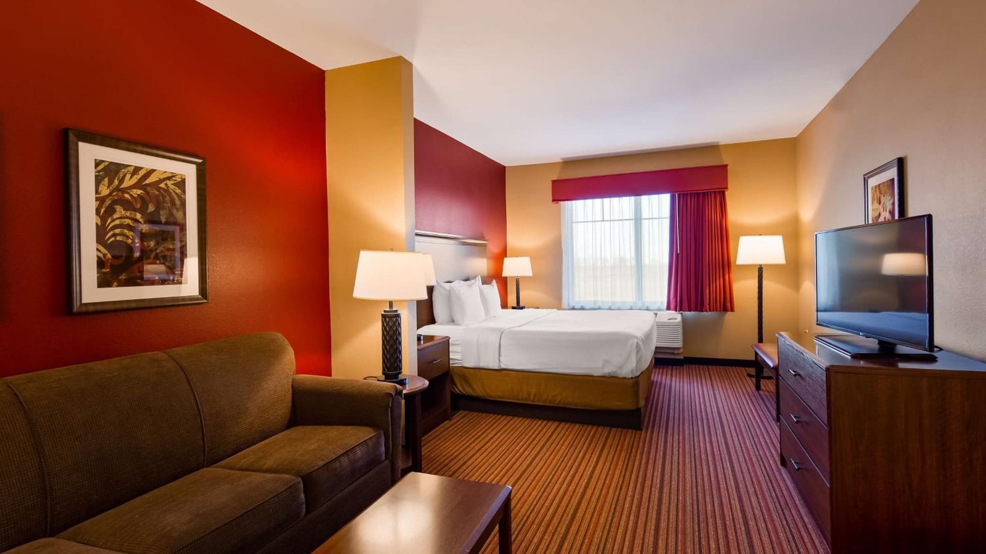 Best Western Plus Hudson Hotel & Suites interior in Hudson, CO — gallery photo 2