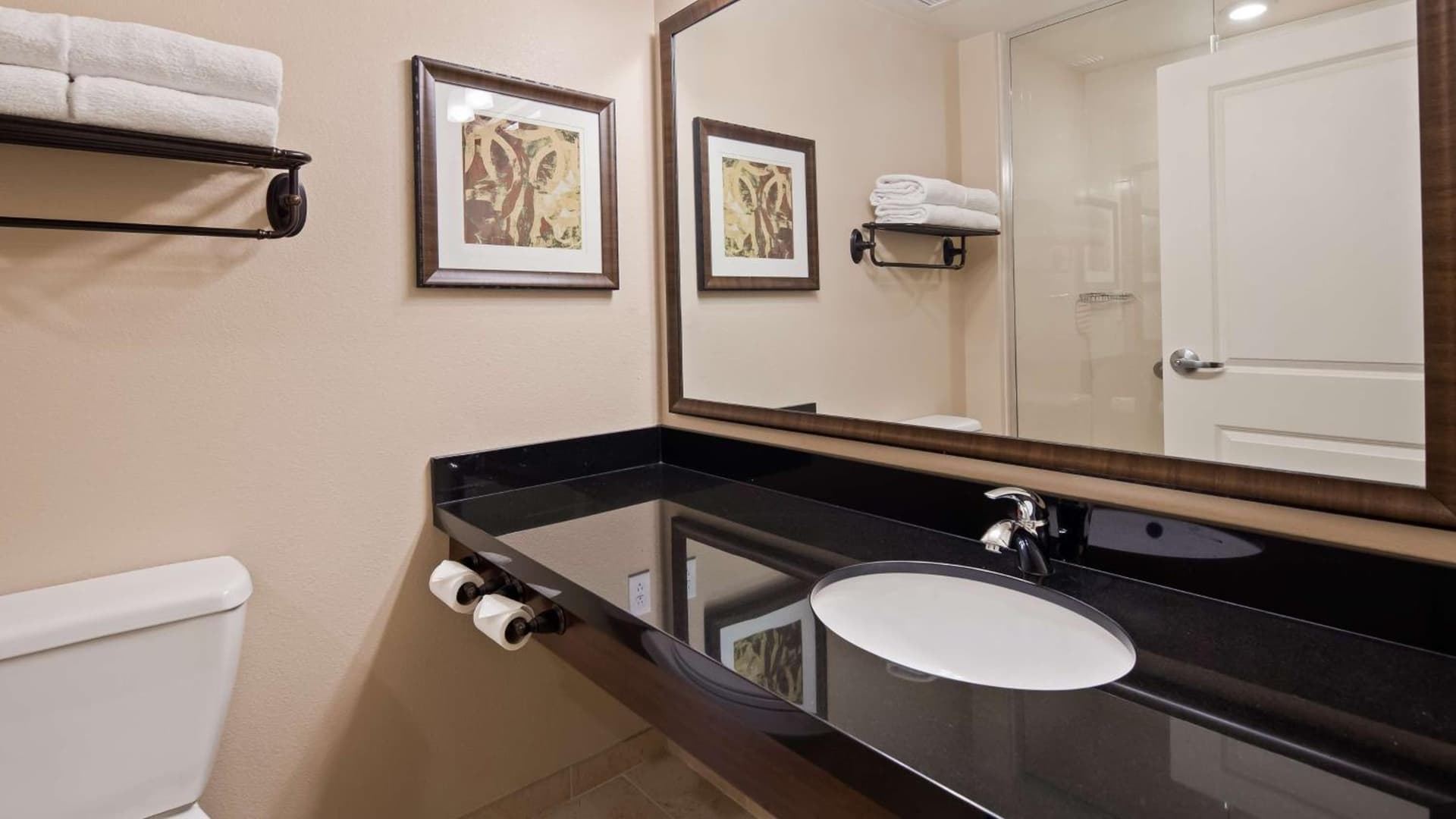 Best Western Plus Hudson Hotel & Suites gallery photo in Hudson, CO — image 7