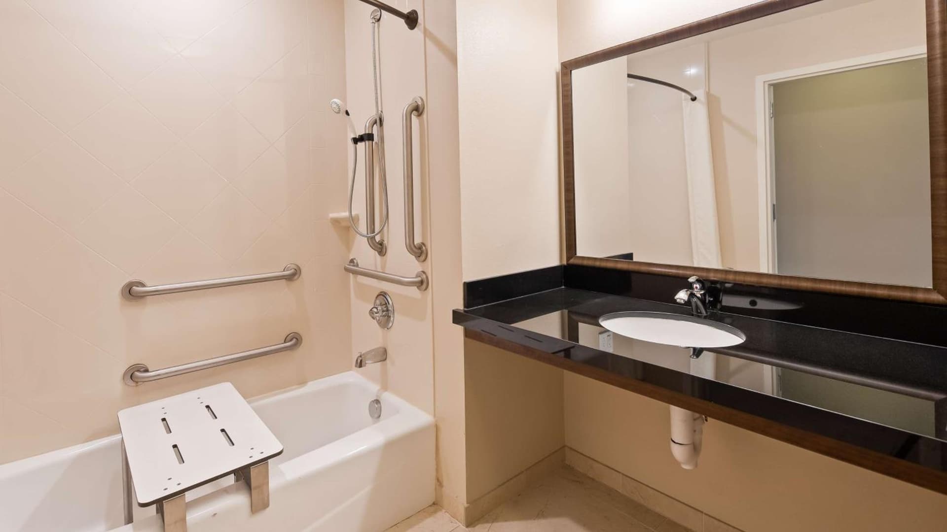Best Western Plus Hudson Hotel & Suites gallery photo in Hudson, CO — image 10