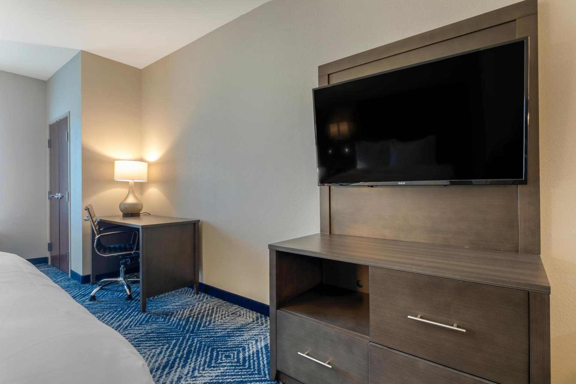 Comfort Inn & Suites Balch Springs - SE Dallas gallery photo in Balch Springs, TX — image 14
