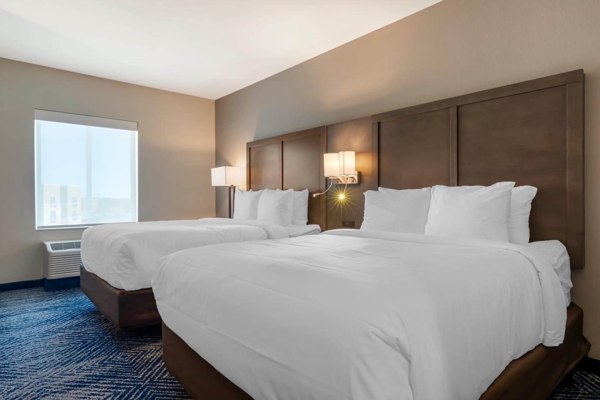 Comfort Inn & Suites Balch Springs - SE Dallas gallery photo in Balch Springs, TX — image 8