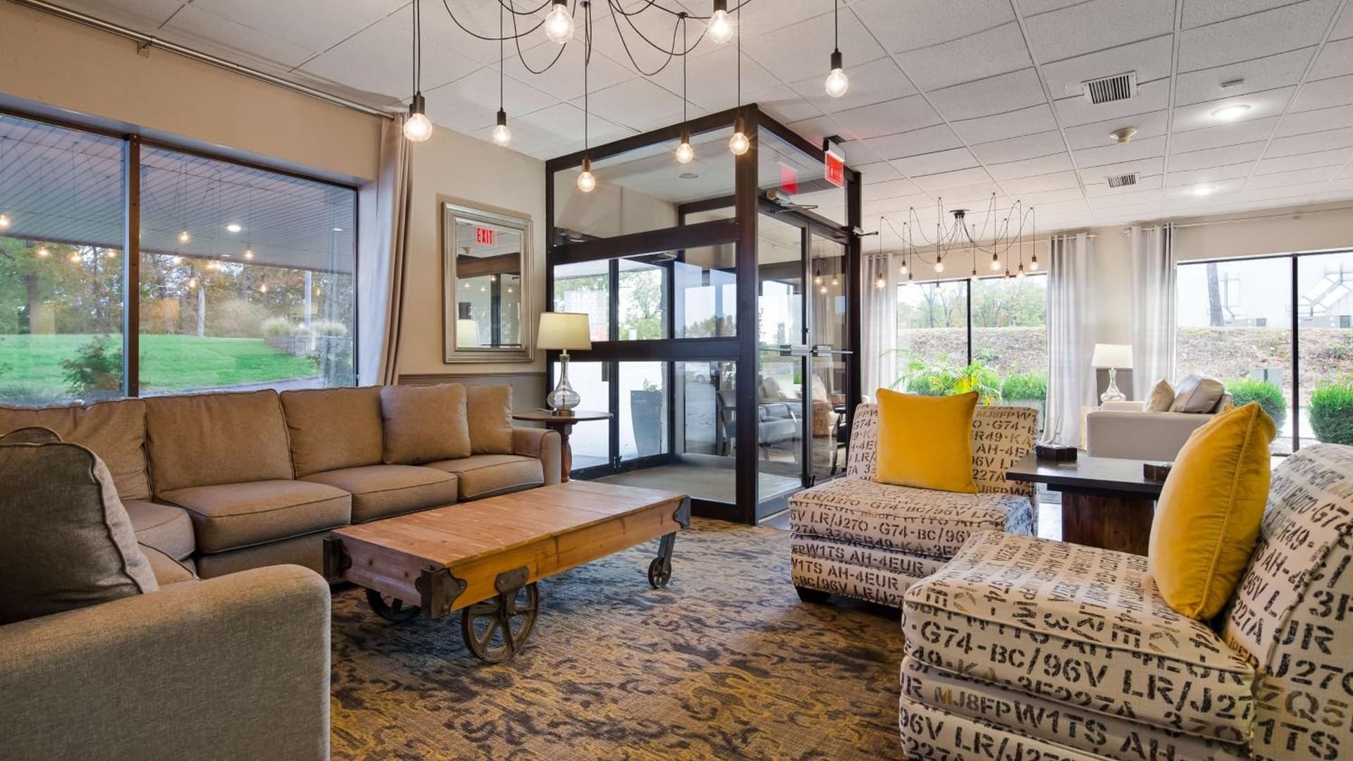 Best Western Branson Inn and Conference Center property views in Branson, MO — gallery photo 3