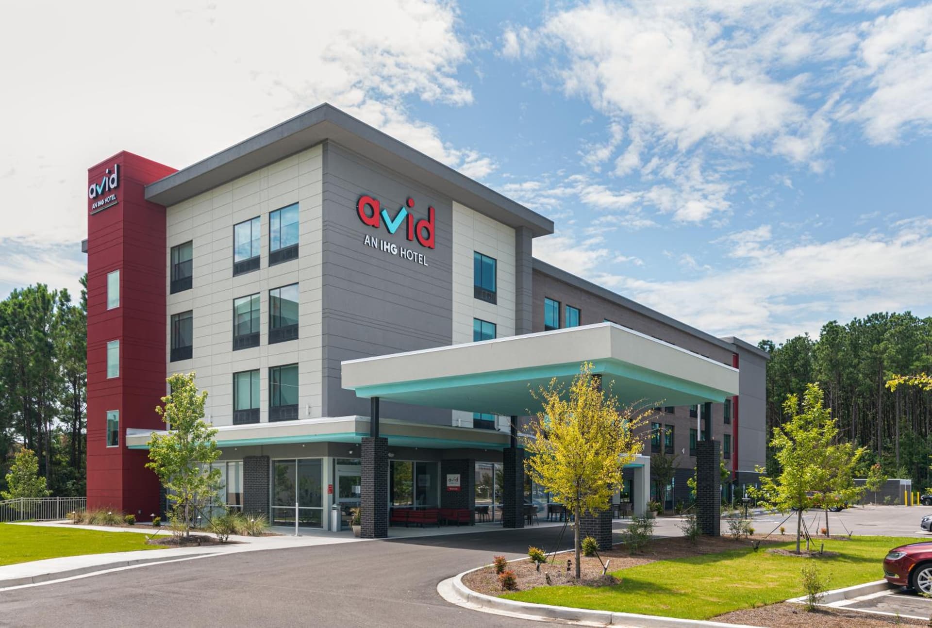 avid hotel Summerville by IHG exterior or lobby in Summerville, SC — main listing photo