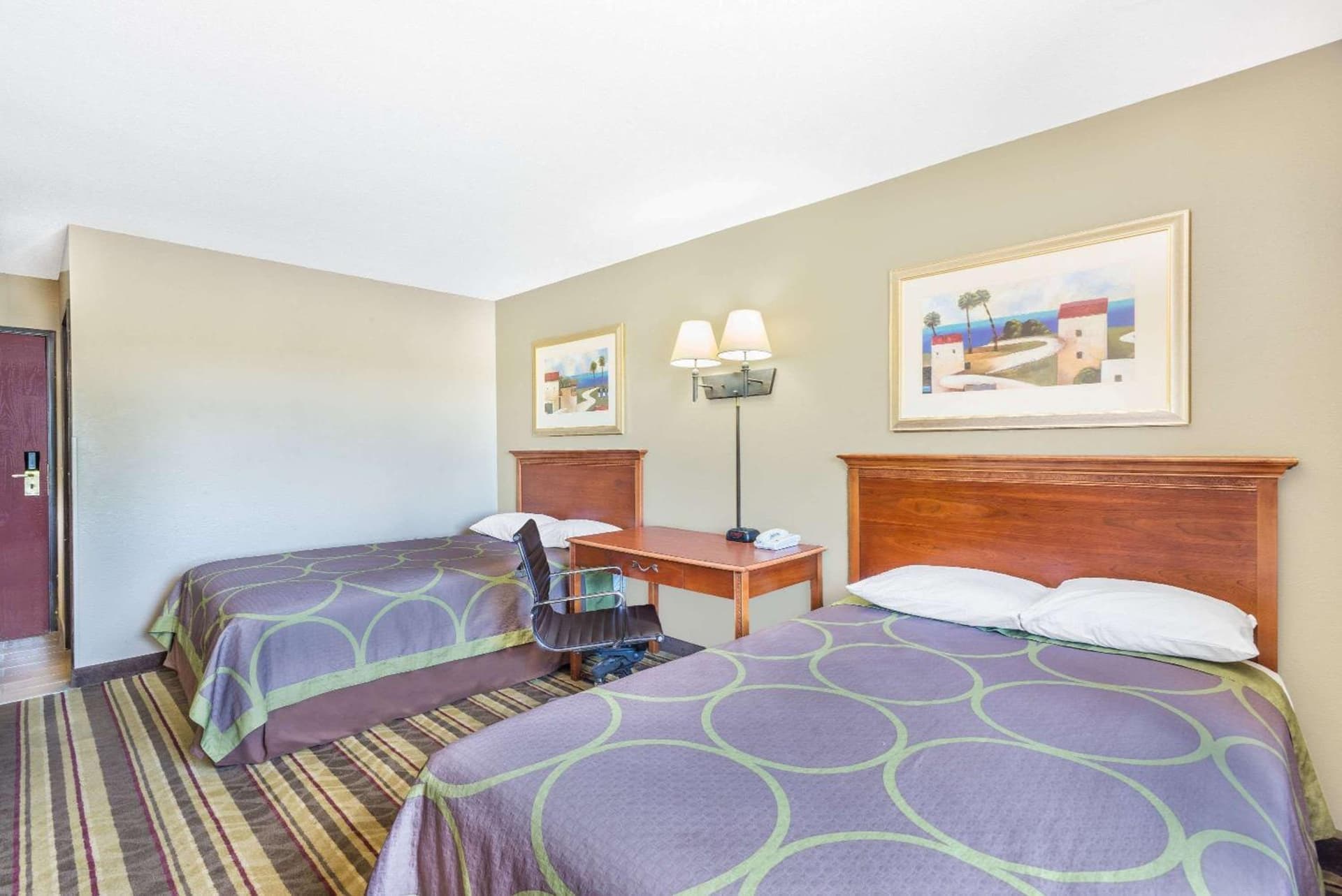 Super 8 by Wyndham Tilton/Lake Winnipesaukee gallery photo in Tilton, NH — image 23