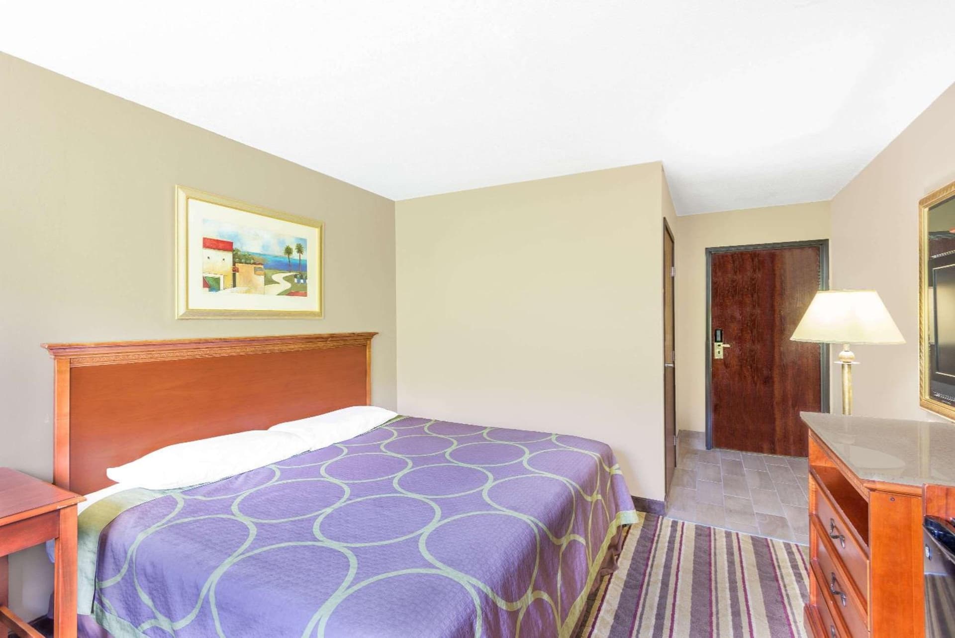 Super 8 by Wyndham Tilton/Lake Winnipesaukee gallery photo in Tilton, NH — image 20
