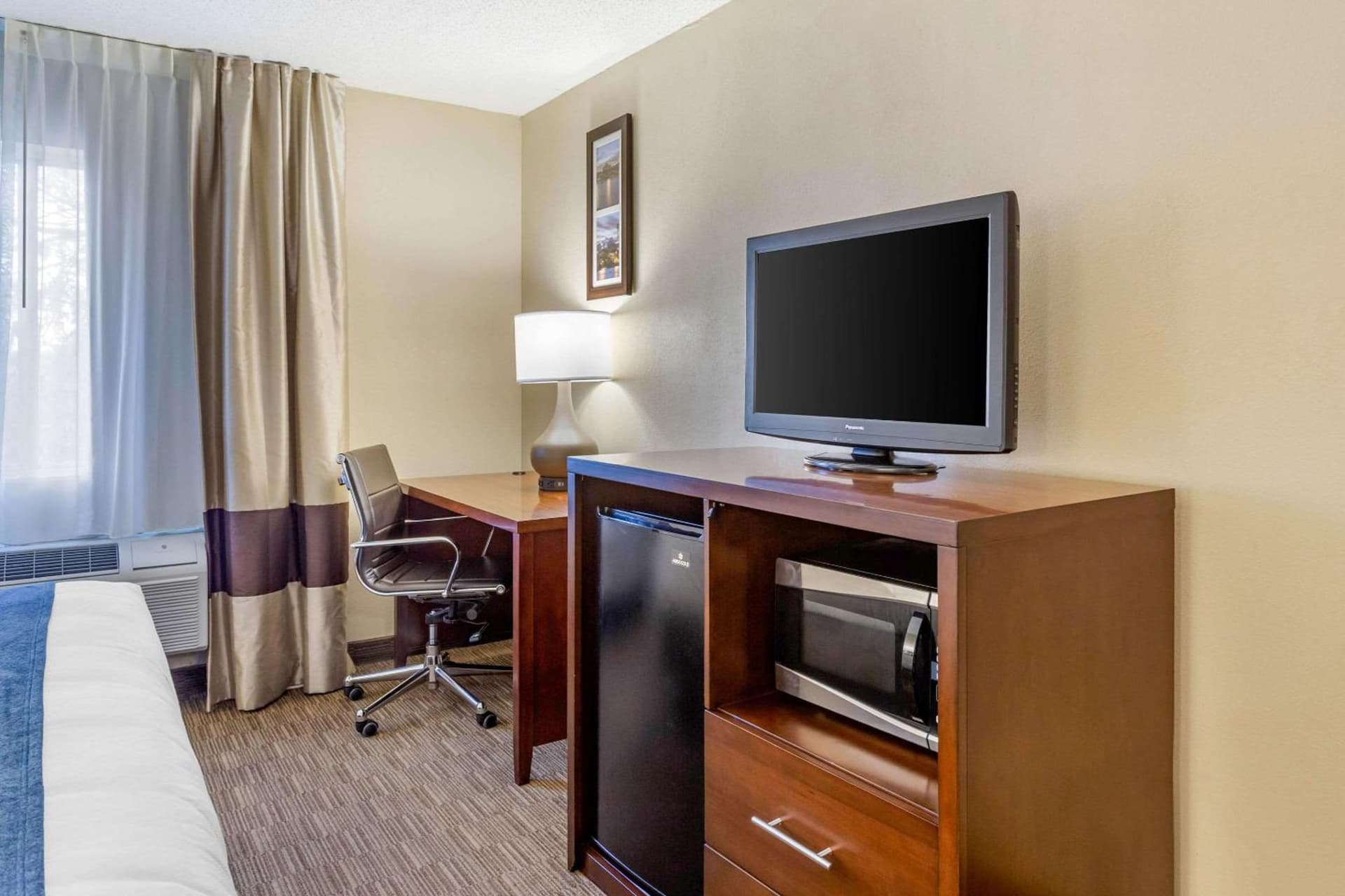 Comfort Inn Rockford near Casino District gallery photo in Rockford, IL — image 27