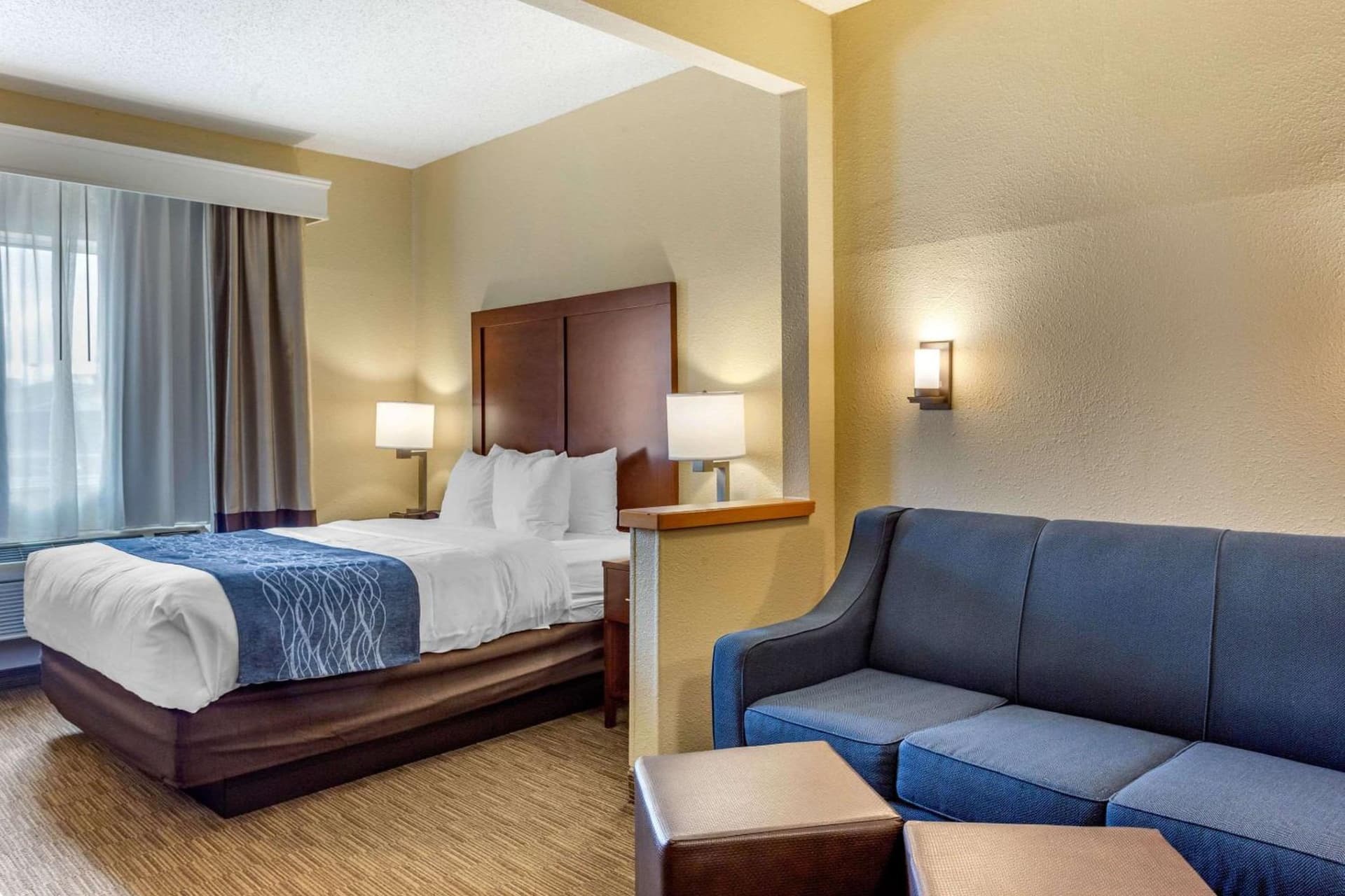 Comfort Inn Rockford near Casino District gallery photo in Rockford, IL — image 14