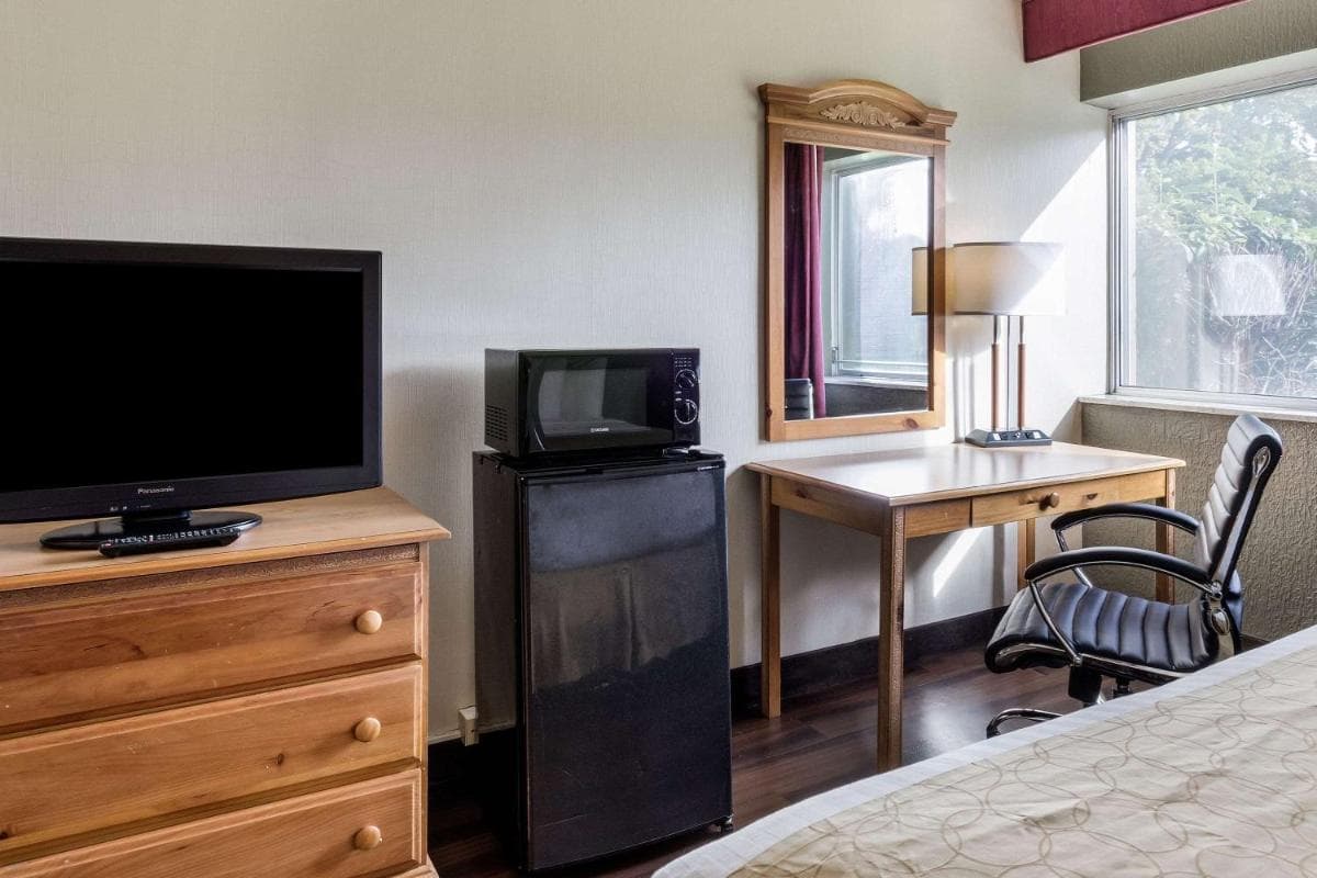 Clarion Hotel Seekonk - Providence gallery photo in Seekonk, MA — image 35