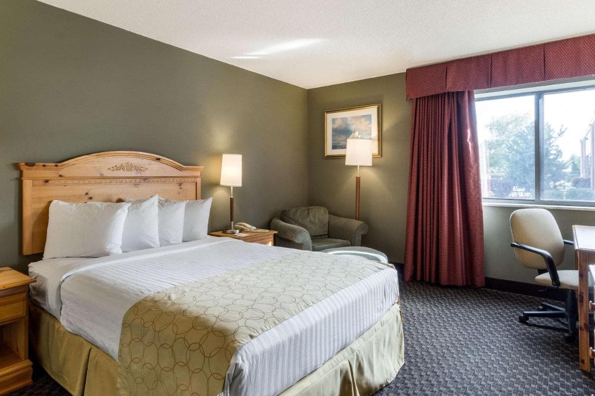 Clarion Hotel Seekonk - Providence gallery photo in Seekonk, MA — image 24