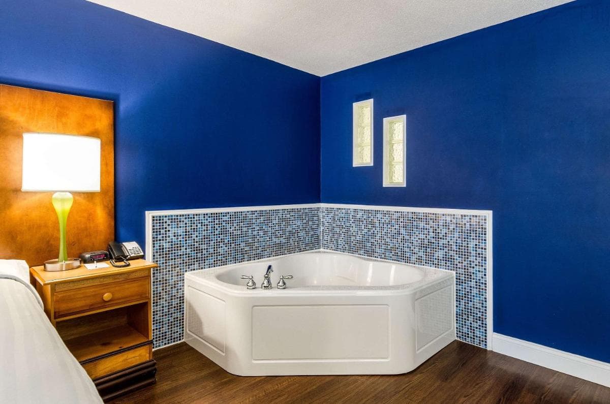 Clarion Hotel Seekonk - Providence gallery photo in Seekonk, MA — image 52
