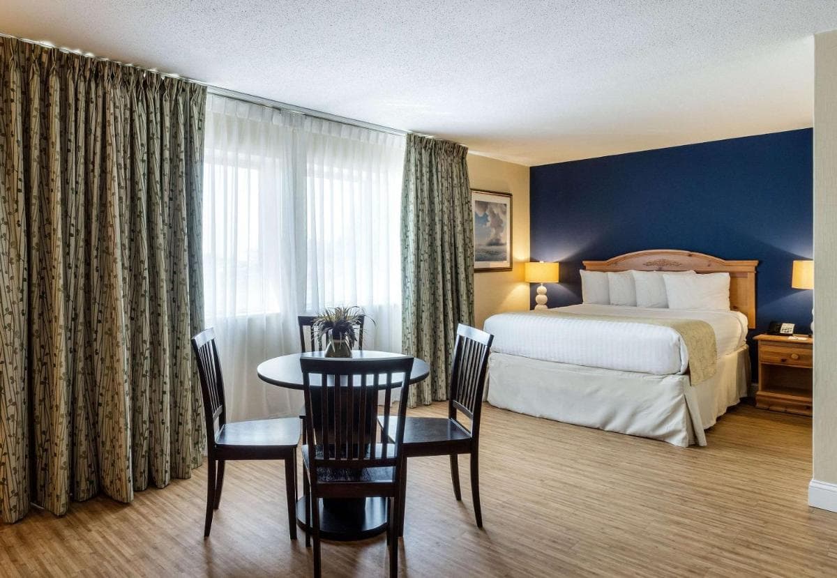 Clarion Hotel Seekonk - Providence gallery photo in Seekonk, MA — image 32