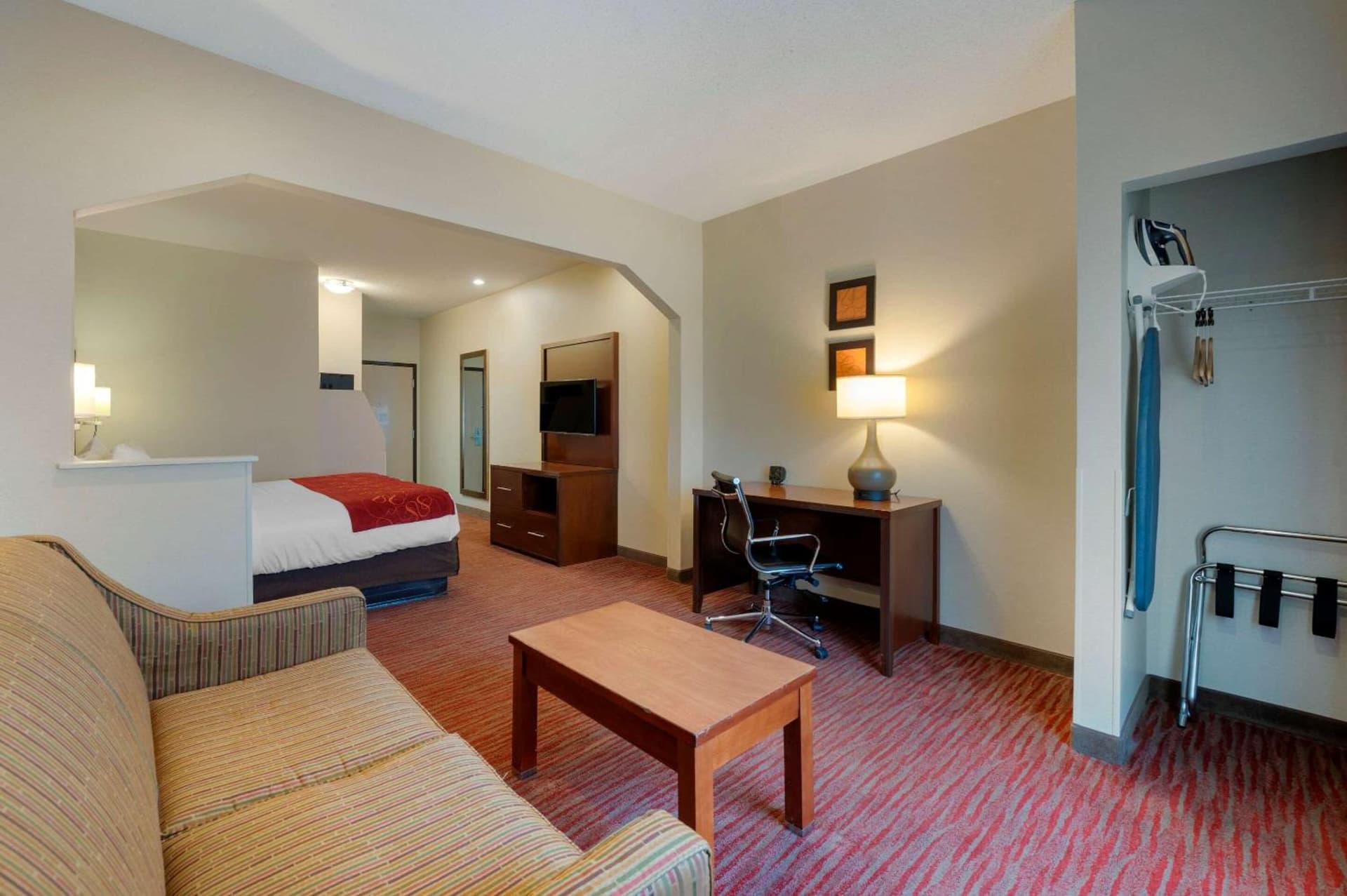 Comfort Suites Columbus Expo Center gallery photo in Columbus, OH — image 26