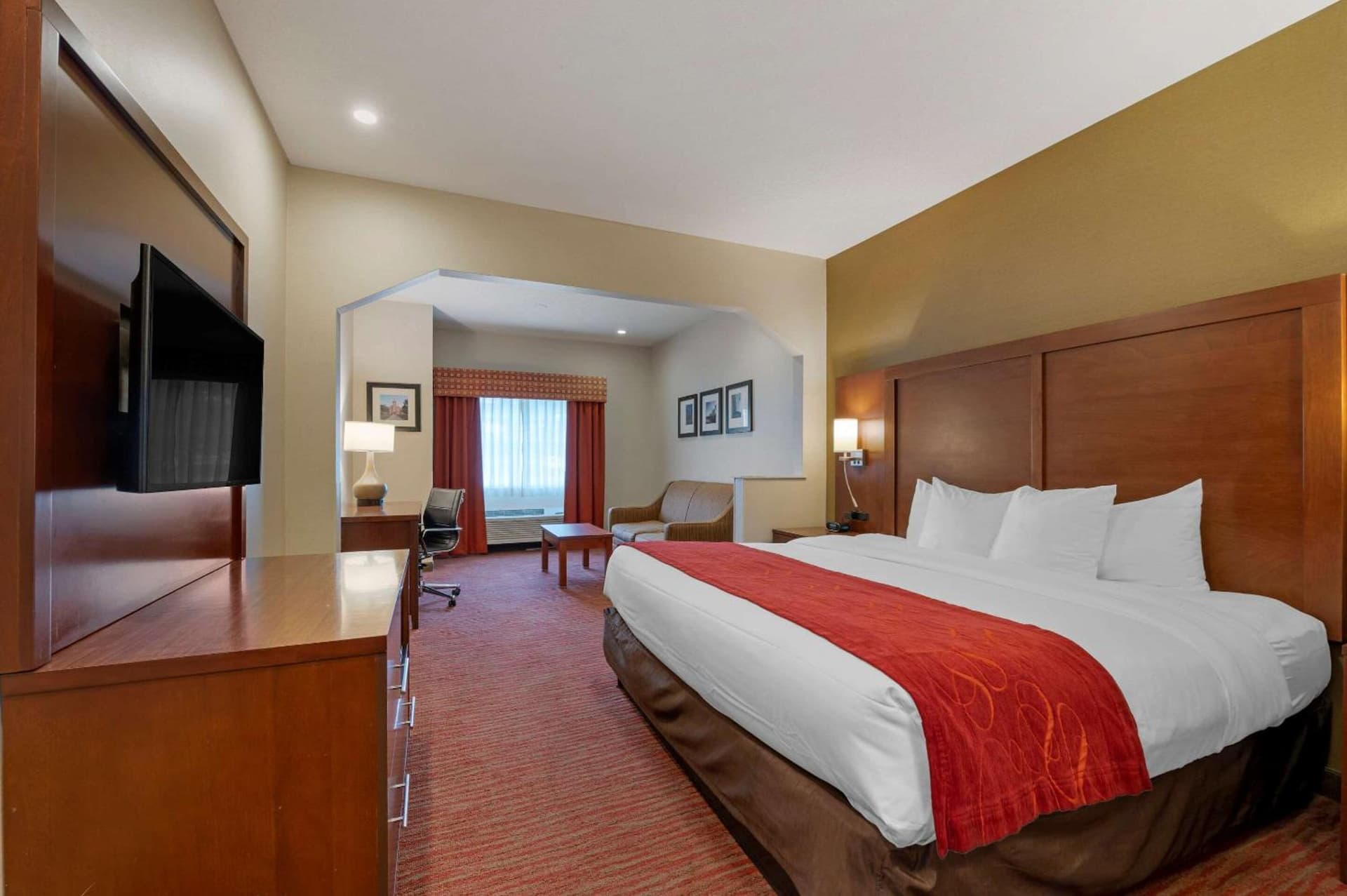 Comfort Suites Columbus Expo Center gallery photo in Columbus, OH — image 32