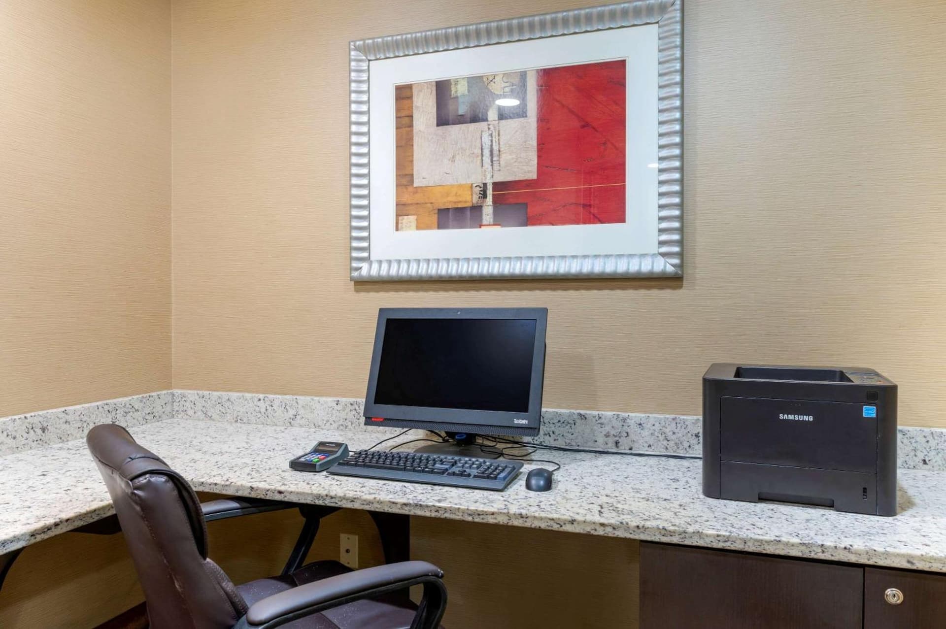 Comfort Suites Columbus Expo Center gallery photo in Columbus, OH — image 27
