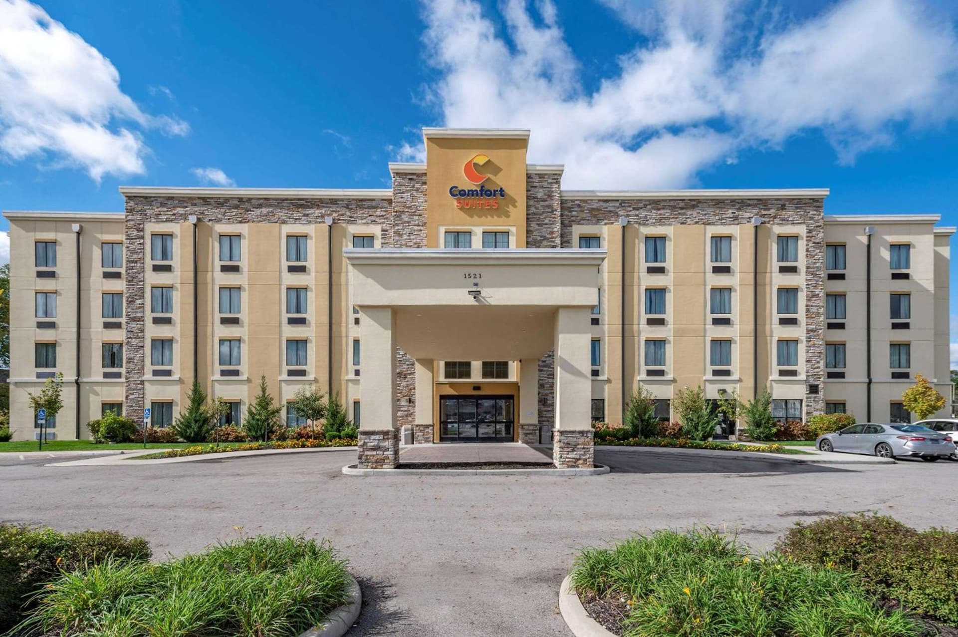 Comfort Suites Columbus Airport featured exterior or lobby in Columbus, OH — similar hotel