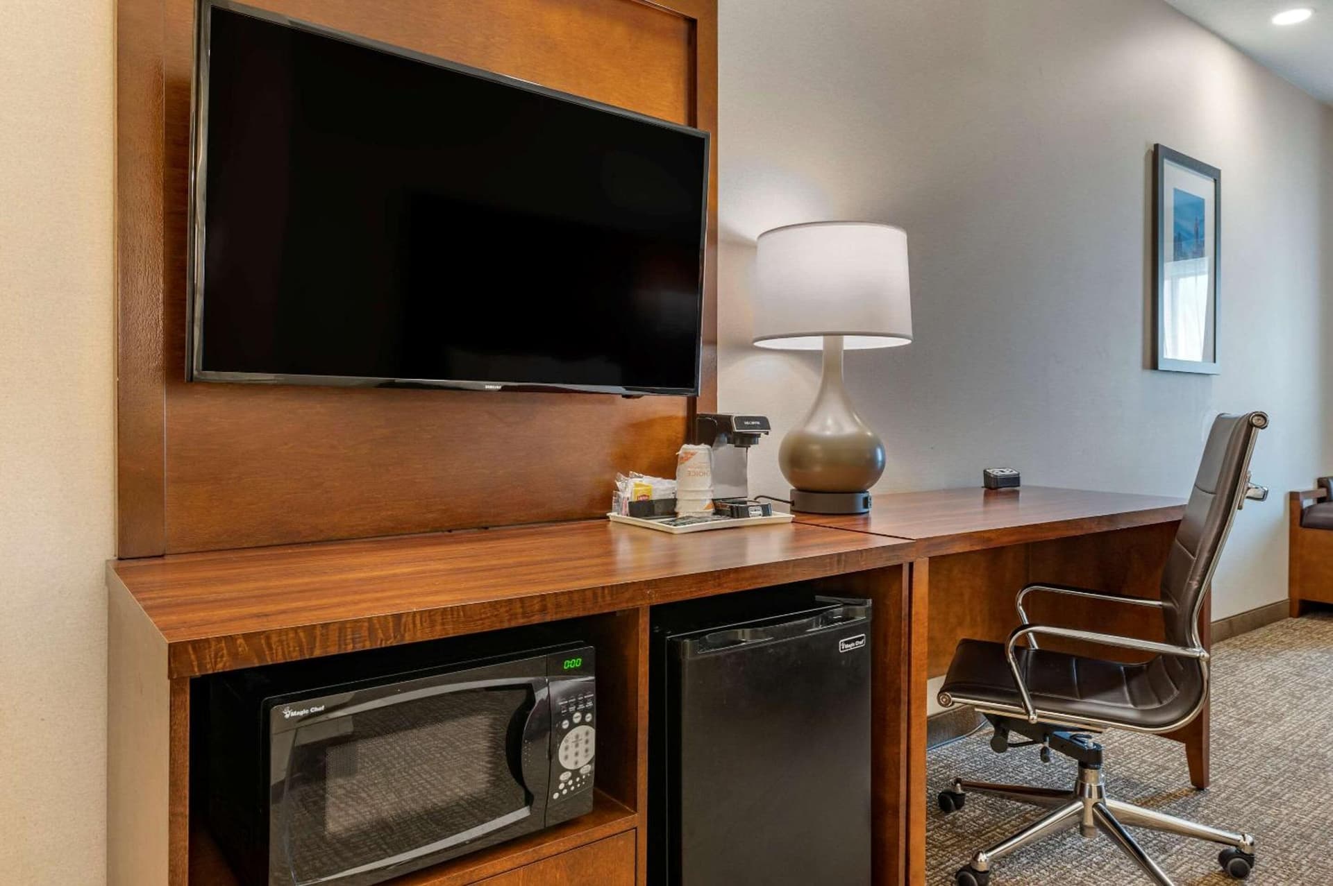 Comfort Suites Columbus Airport gallery photo in Columbus, OH — image 14