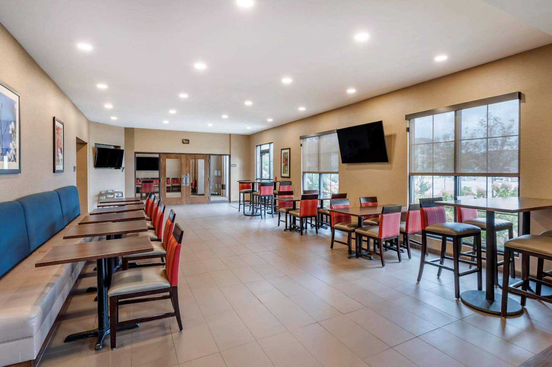 Comfort Suites Columbus Airport gallery photo in Columbus, OH — image 20