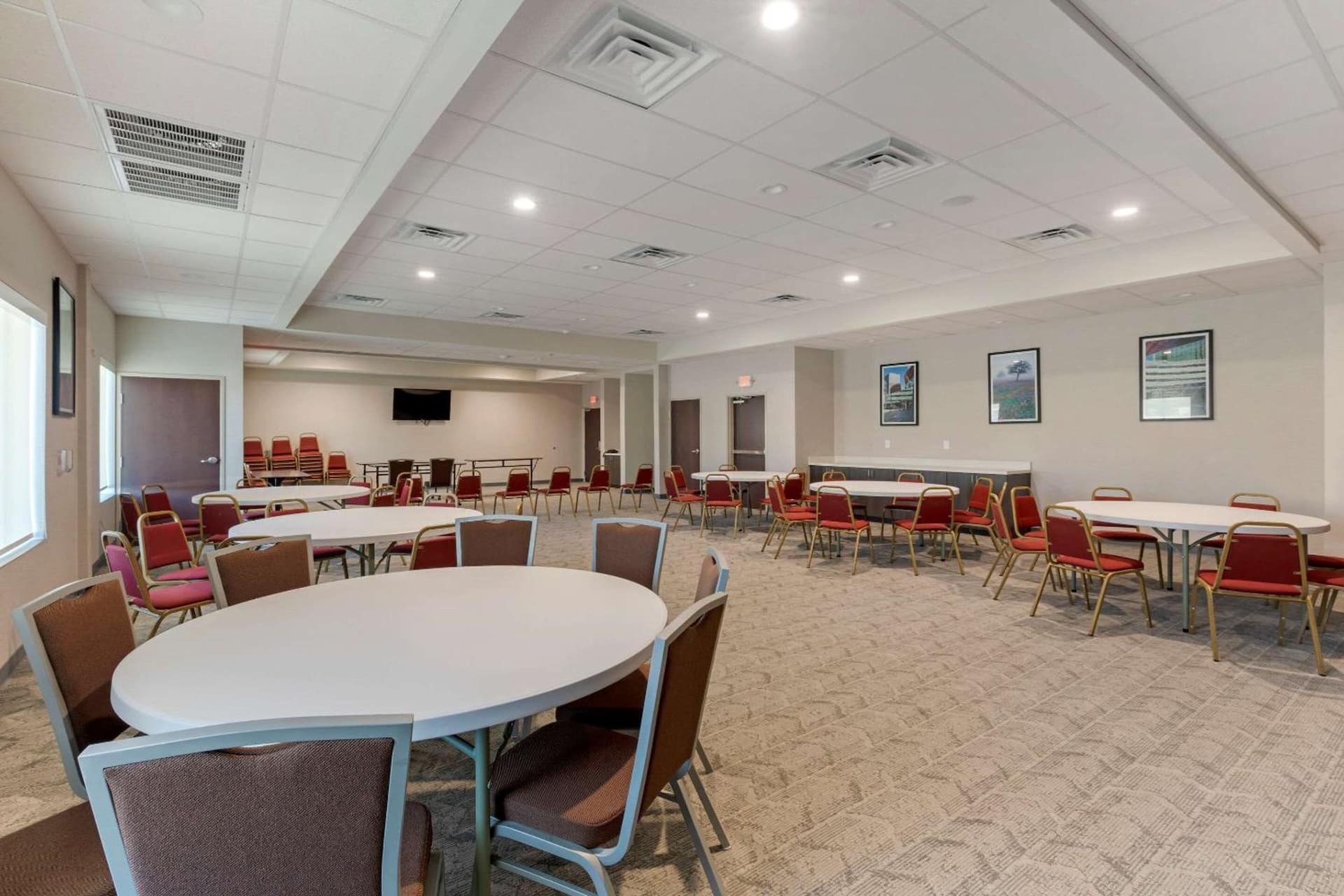 Comfort Inn & Suites Balch Springs - SE Dallas gallery photo in Balch Springs, TX — image 23