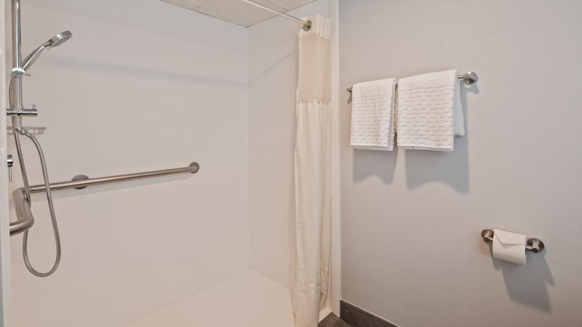 Best Western Plus Alexandria Fort Belvoir gallery photo in Alexandria, VA — image 33