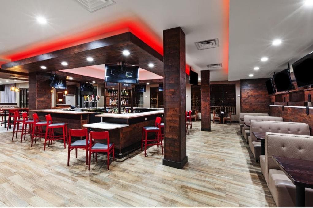 Holiday Inn Lubbock South by IHG interior in Lubbock, TX — gallery photo 2