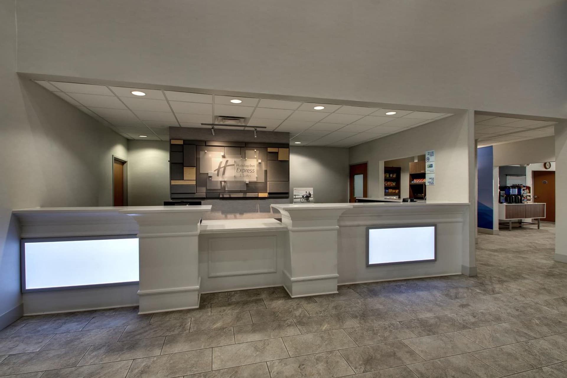 Holiday Inn Express Hotel & Suites Waukegan/Gurnee by IHG gallery photo in Waukegan, IL — image 44