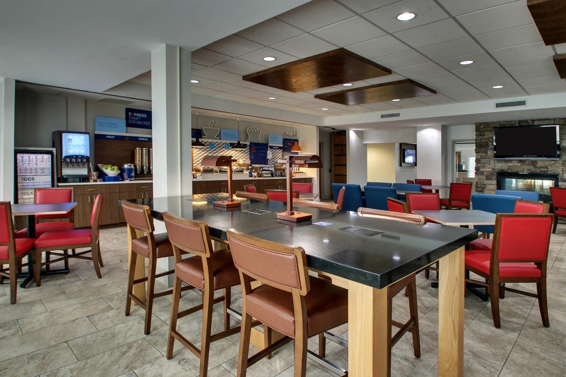Holiday Inn Express Hotel & Suites Waukegan/Gurnee by IHG gallery photo in Waukegan, IL — image 56