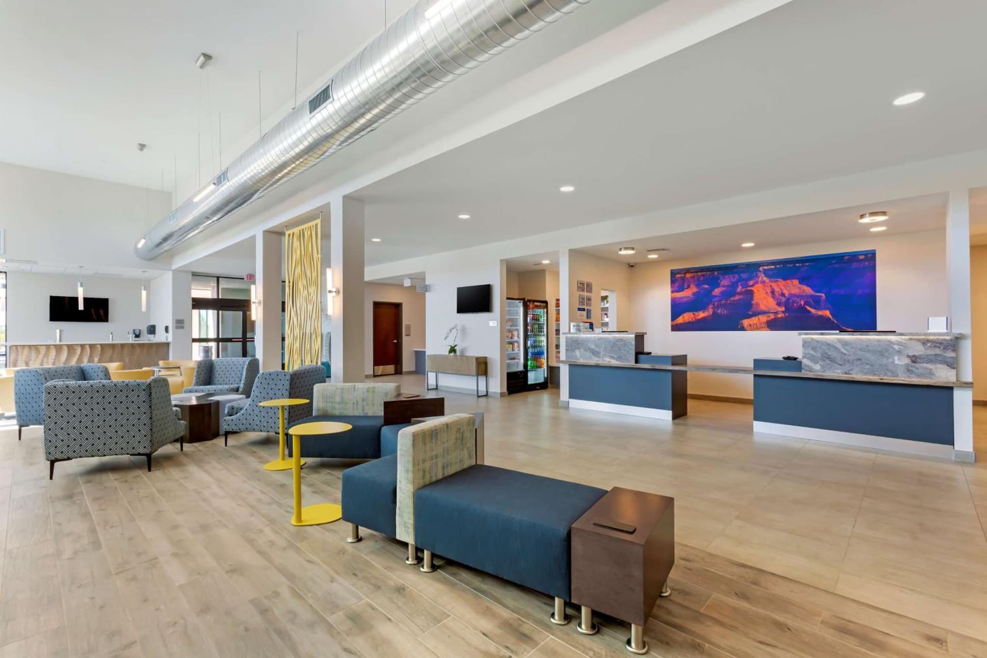 Best Western Plus Executive Residency Phoenix North Happy Valley property views in Phoenix, AZ — gallery photo 3