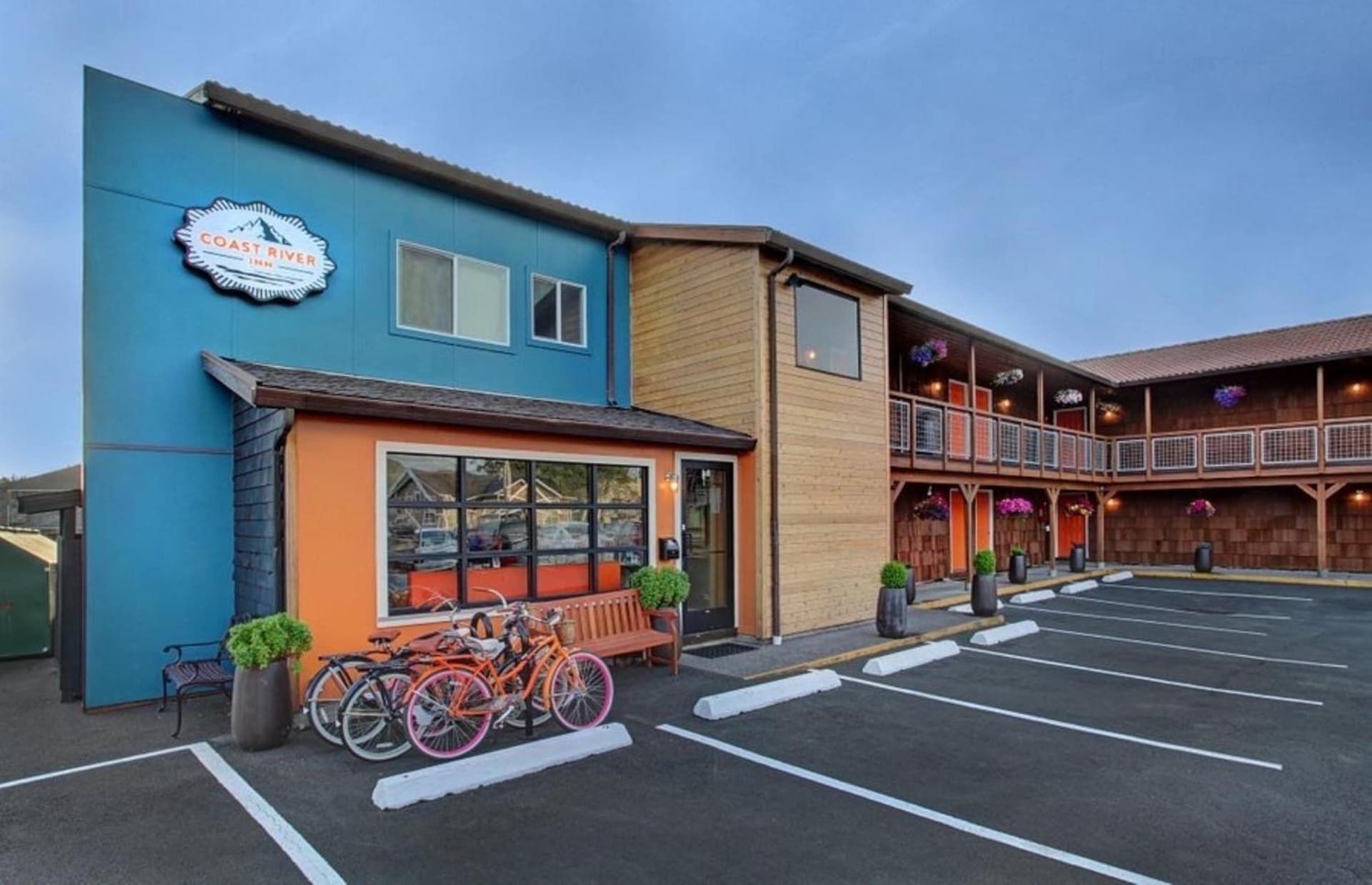 Coast River Inn by OYO Seaside featured exterior or lobby in Seaside, OR — similar hotel