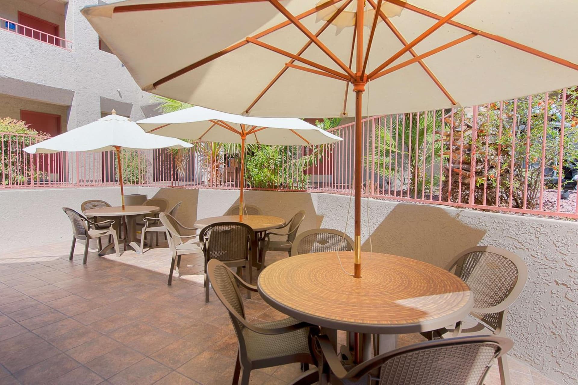 Best Western InnSuites Tucson Foothills Hotel & Suites gallery photo in Tucson, AZ — image 19