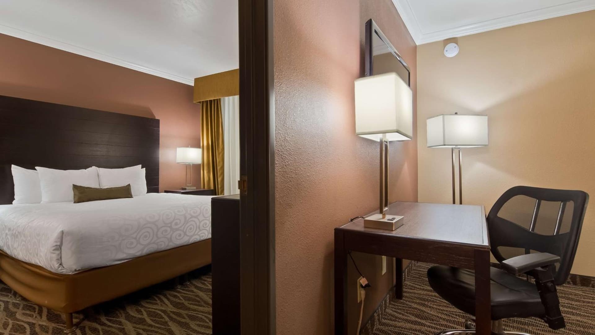 Best Western InnSuites Tucson Foothills Hotel & Suites gallery photo in Tucson, AZ — image 23