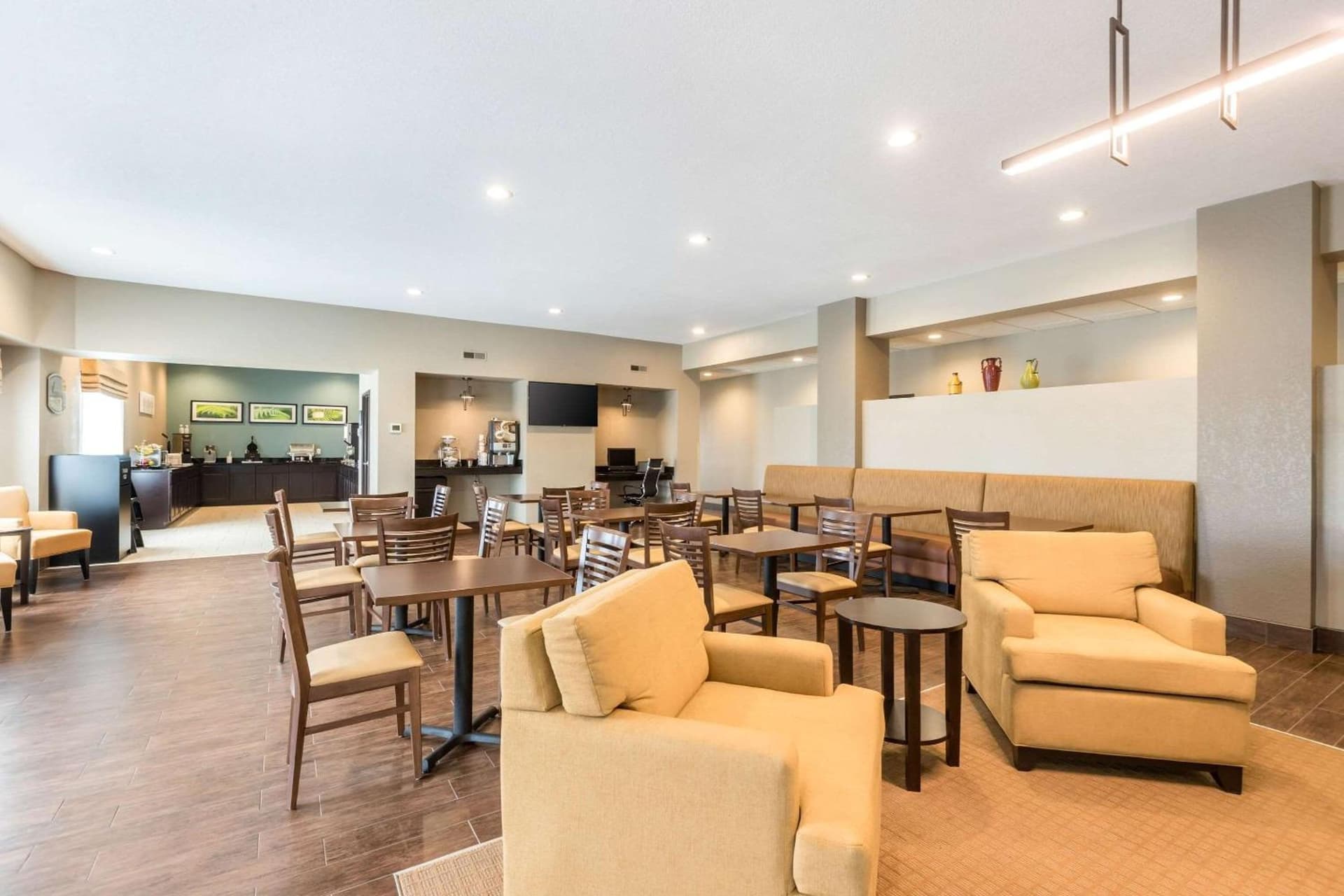 Sleep Inn & Suites West Des Moines near Jordan Creek gallery photo in West Des Moines, IA — image 30