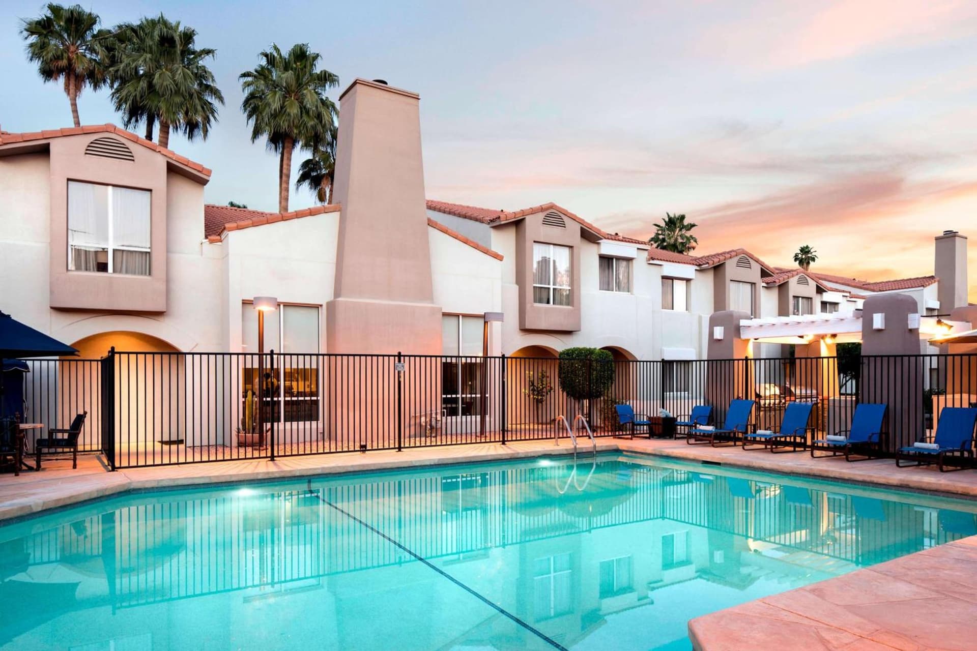Sonesta ES Suites Scottsdale Paradise Valley gallery photo in Scottsdale, AZ — image 14