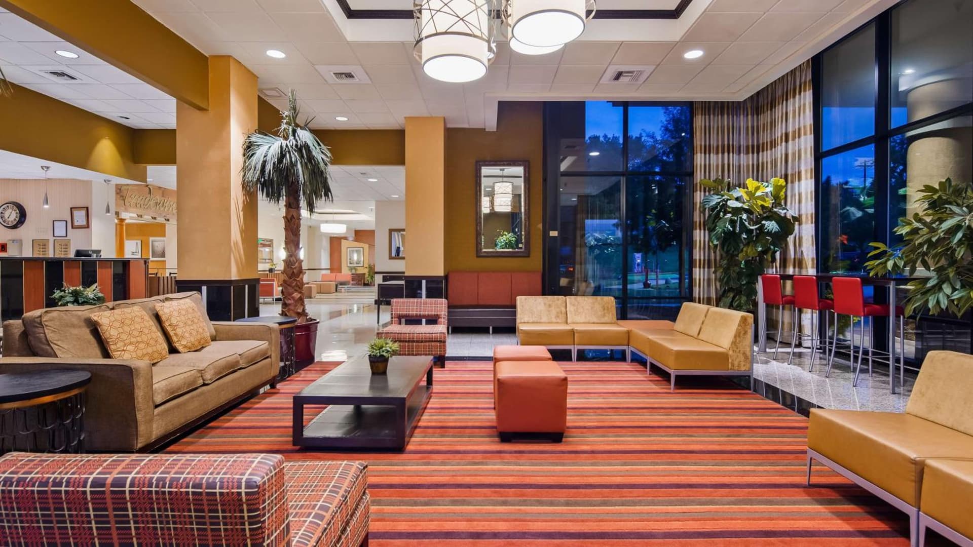 Best Western Plus Hotel & Conference Center property views in Baltimore, MD — gallery photo 3