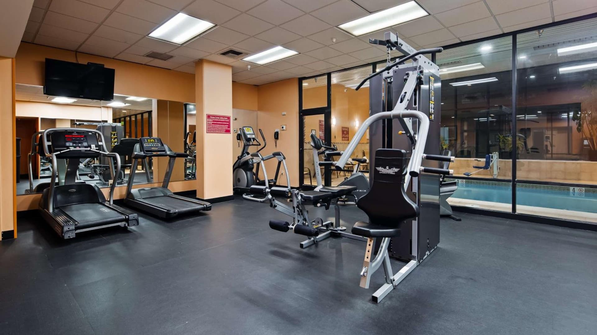 Best Western Plus Hotel & Conference Center gallery photo in Baltimore, MD — image 37