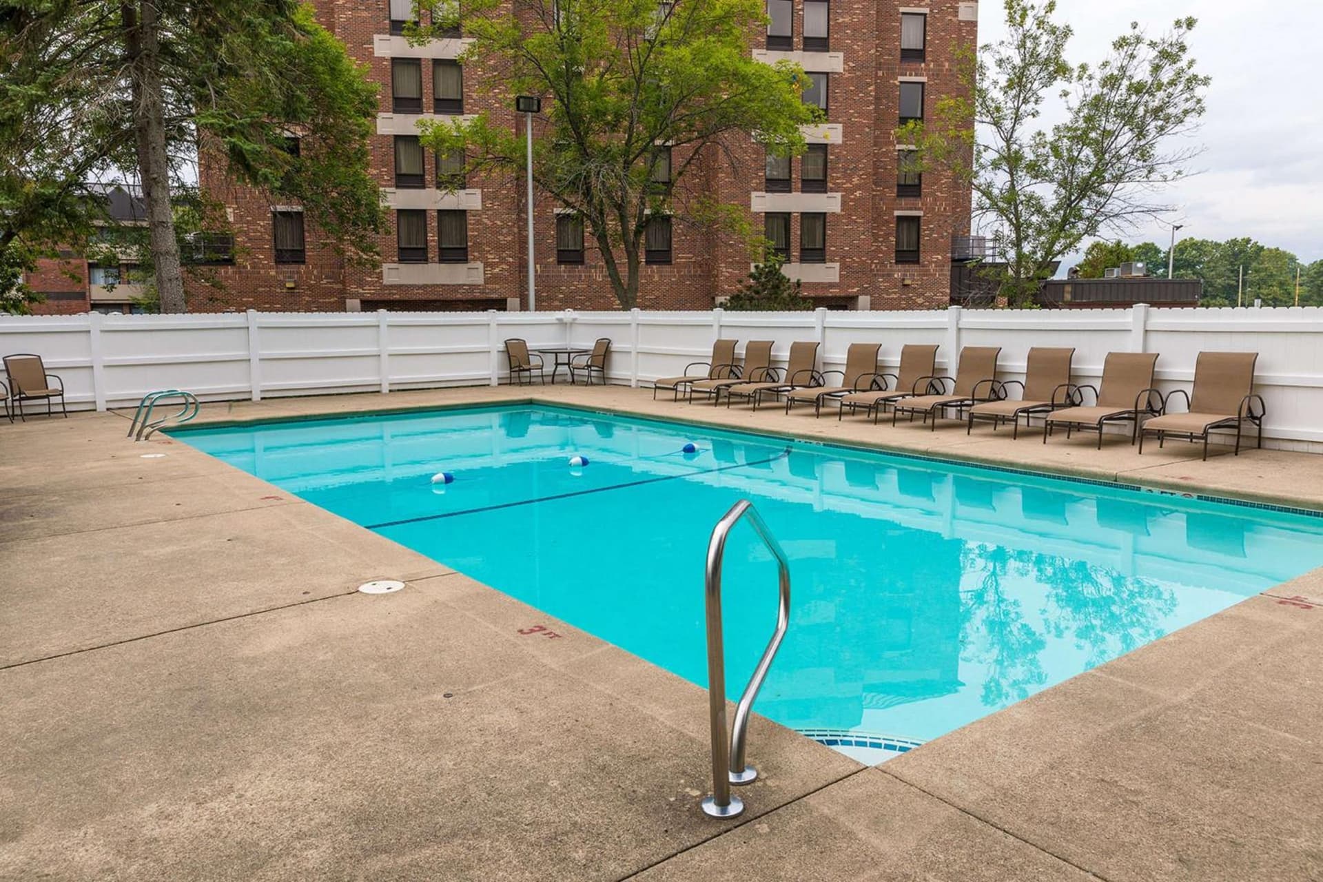 Best Western Plus Portsmouth Hotel & Suites gallery photo in Portsmouth, NH — image 52