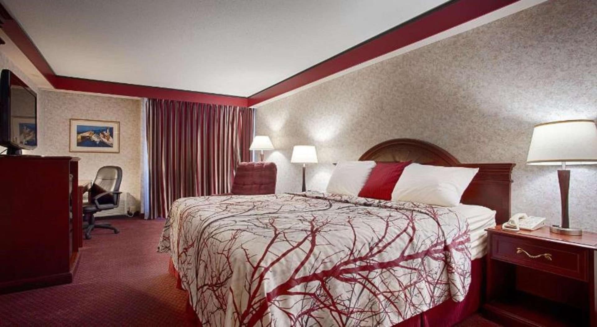 Best Western Plus Portsmouth Hotel & Suites gallery photo in Portsmouth, NH — image 29