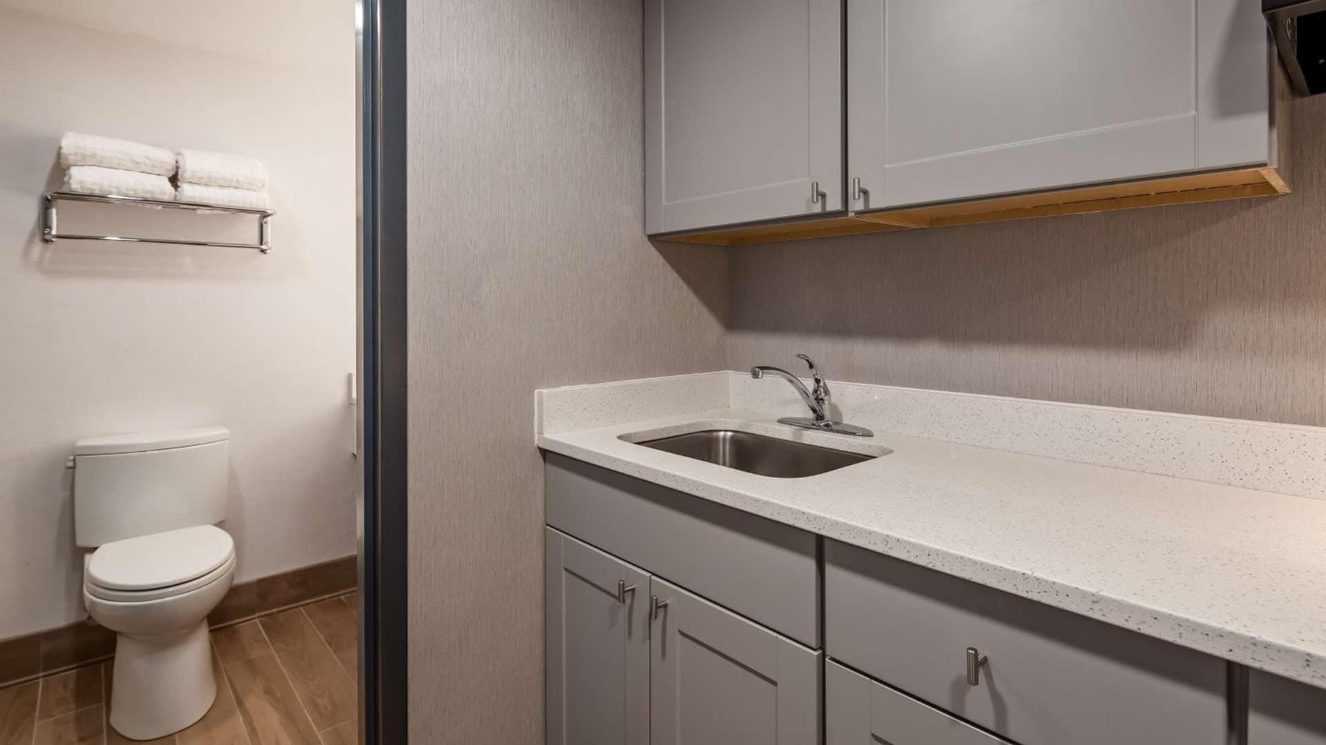 Best Western Plus Portsmouth Hotel & Suites gallery photo in Portsmouth, NH — image 51