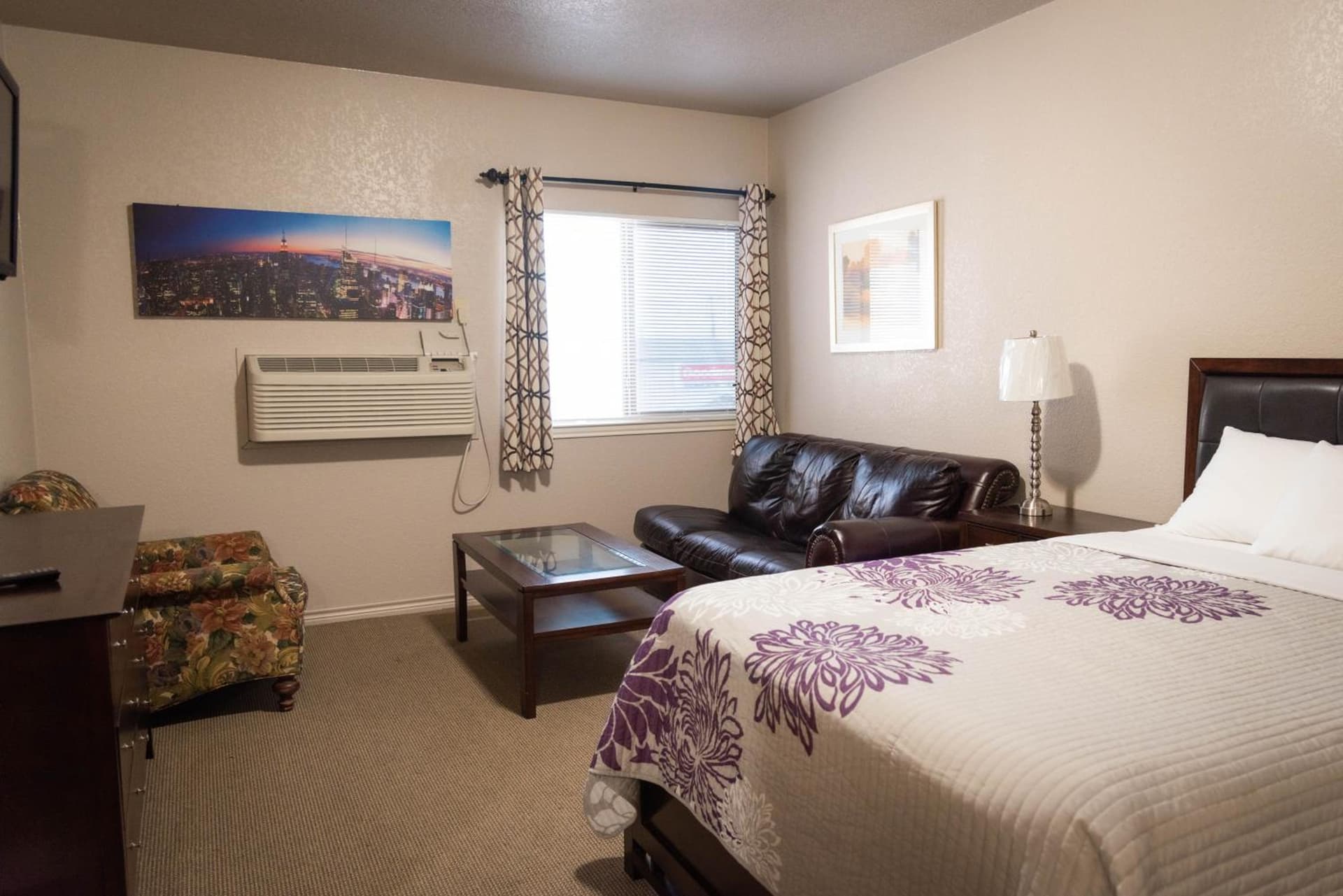 Premium Inn and Suites gallery photo in Killeen, TX — image 15