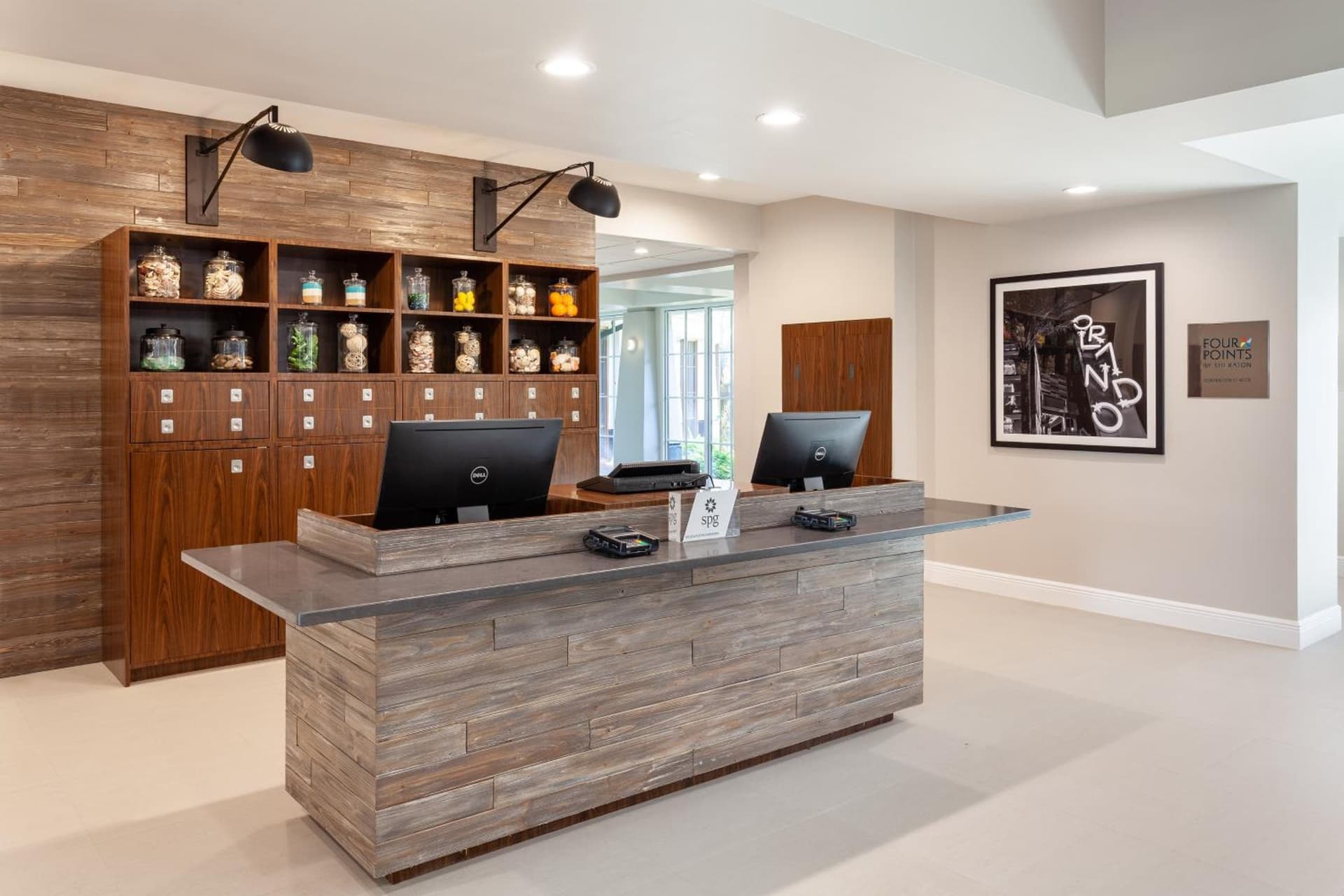 Four Points by Sheraton Orlando Convention Center interior in Orlando, FL — gallery photo 2