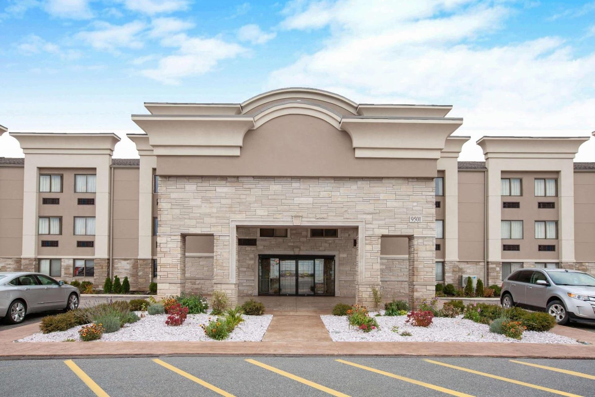 Wingate by Wyndham Detroit Metro Airport gallery photo in Romulus, MI — image 56