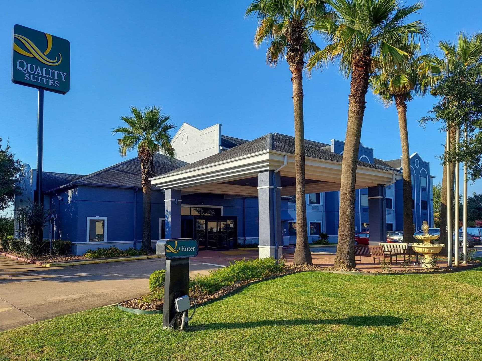 Quality Suites Houston NW Cy-Fair featured exterior or lobby in Houston, TX — similar hotel