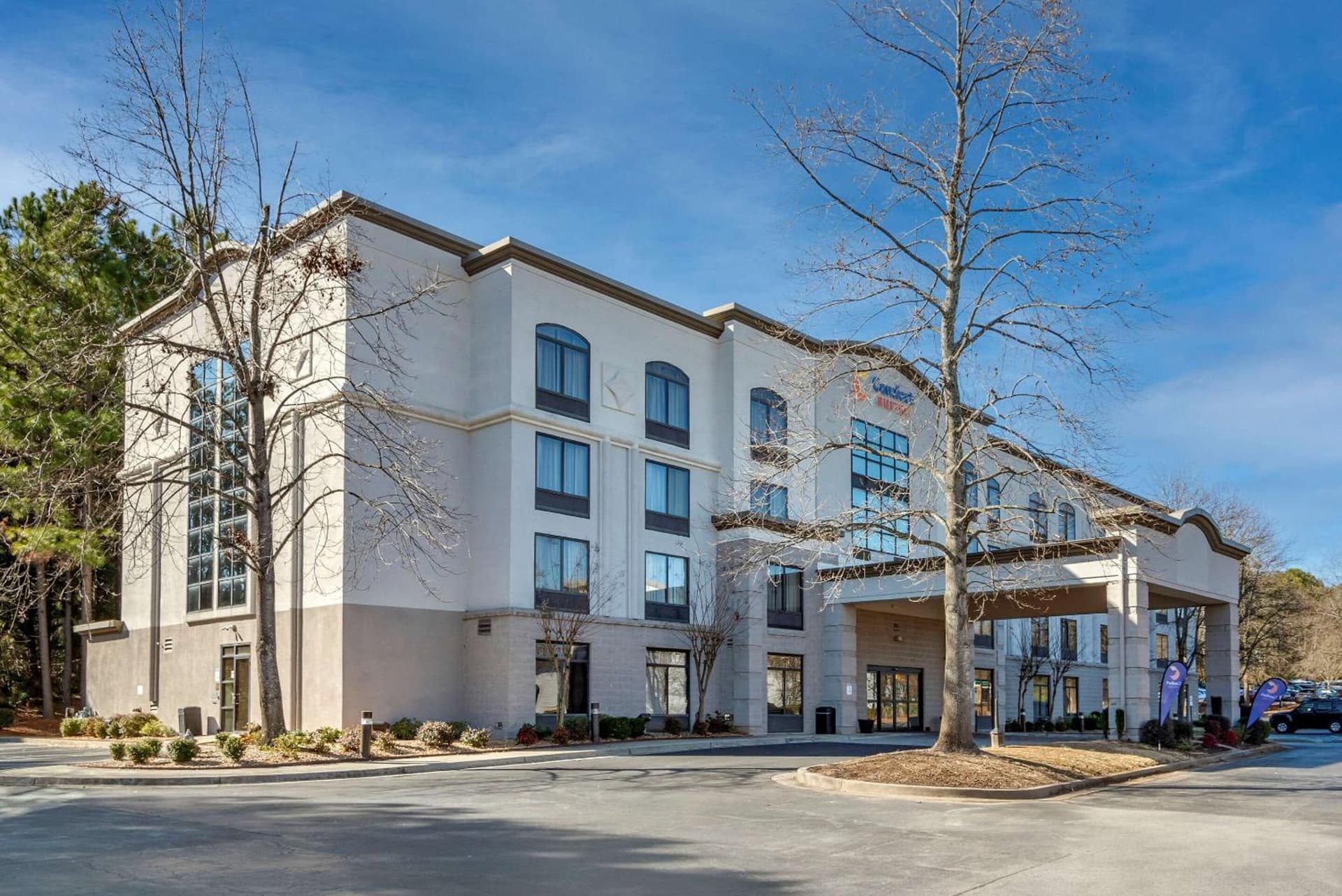 Comfort Suites Alpharetta-Roswell - Atlanta Area interior in Alpharetta, GA — gallery photo 2